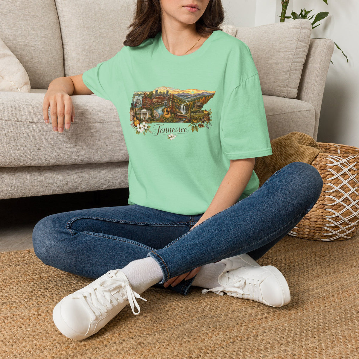 Tennessee Vintage State Map Graphic Design Unisex 100 Cotton Gildan T-Shirt