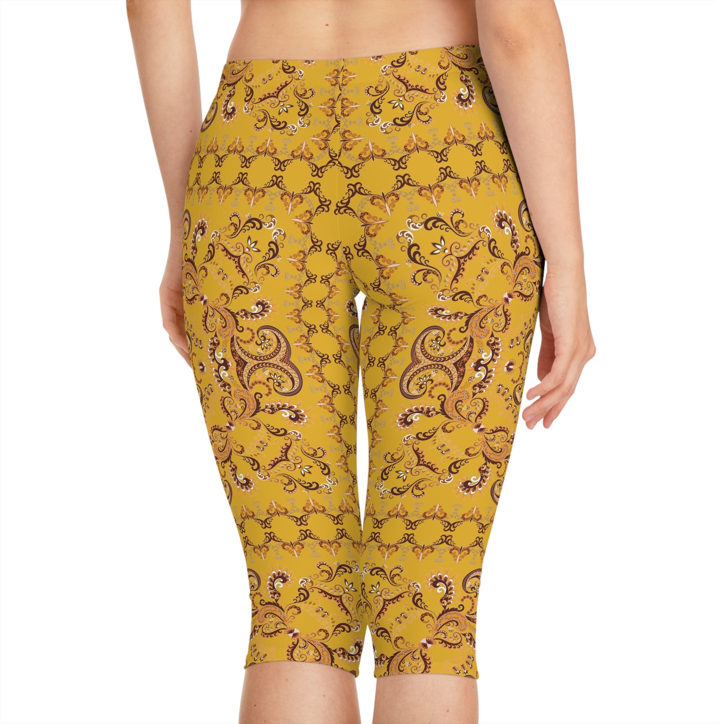 Capri leggings with traditional print