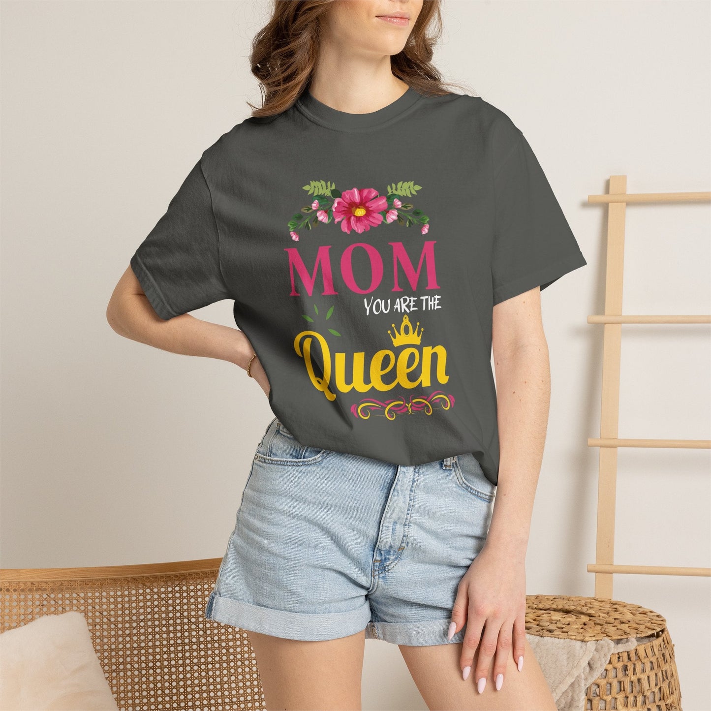 Mom T-shirt Mother's Day Mama Tee Unisex Comfort Colors Garment-Dyed Cotton h13