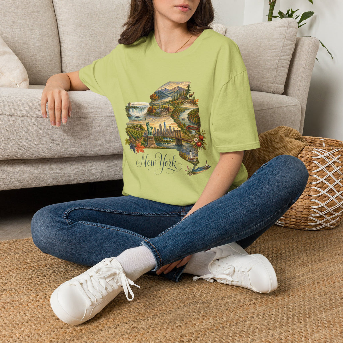 New York State Travel Tourist Graphic Design Unisex 100 Cotton Gildan T-Shirt