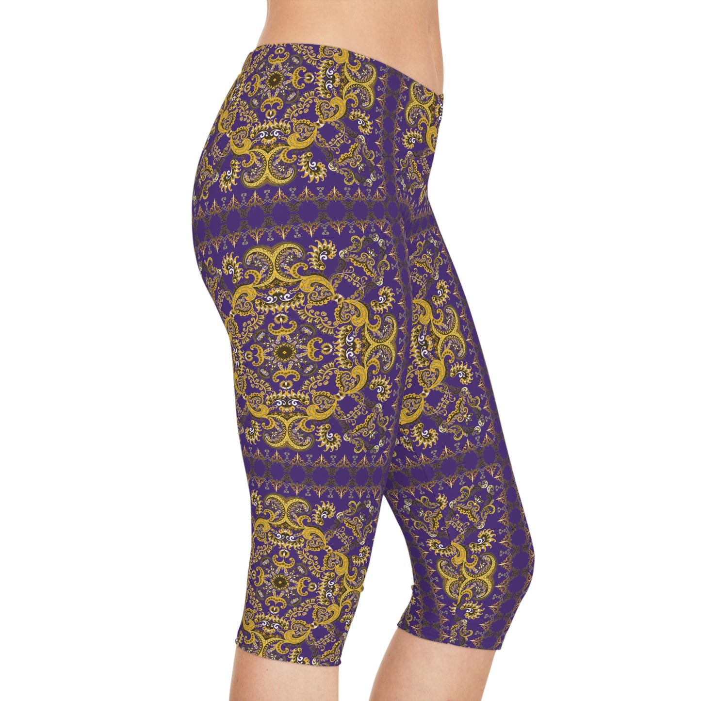 Capri leggings with traditional print