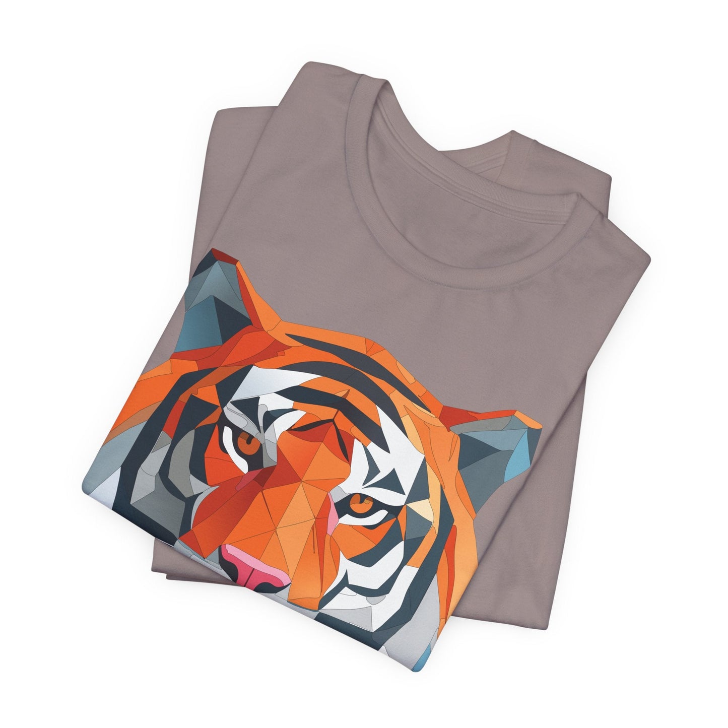 Unisex Animal Artwork Tee Shirt With Wild Animals Design For Everyday Wear And Comfort