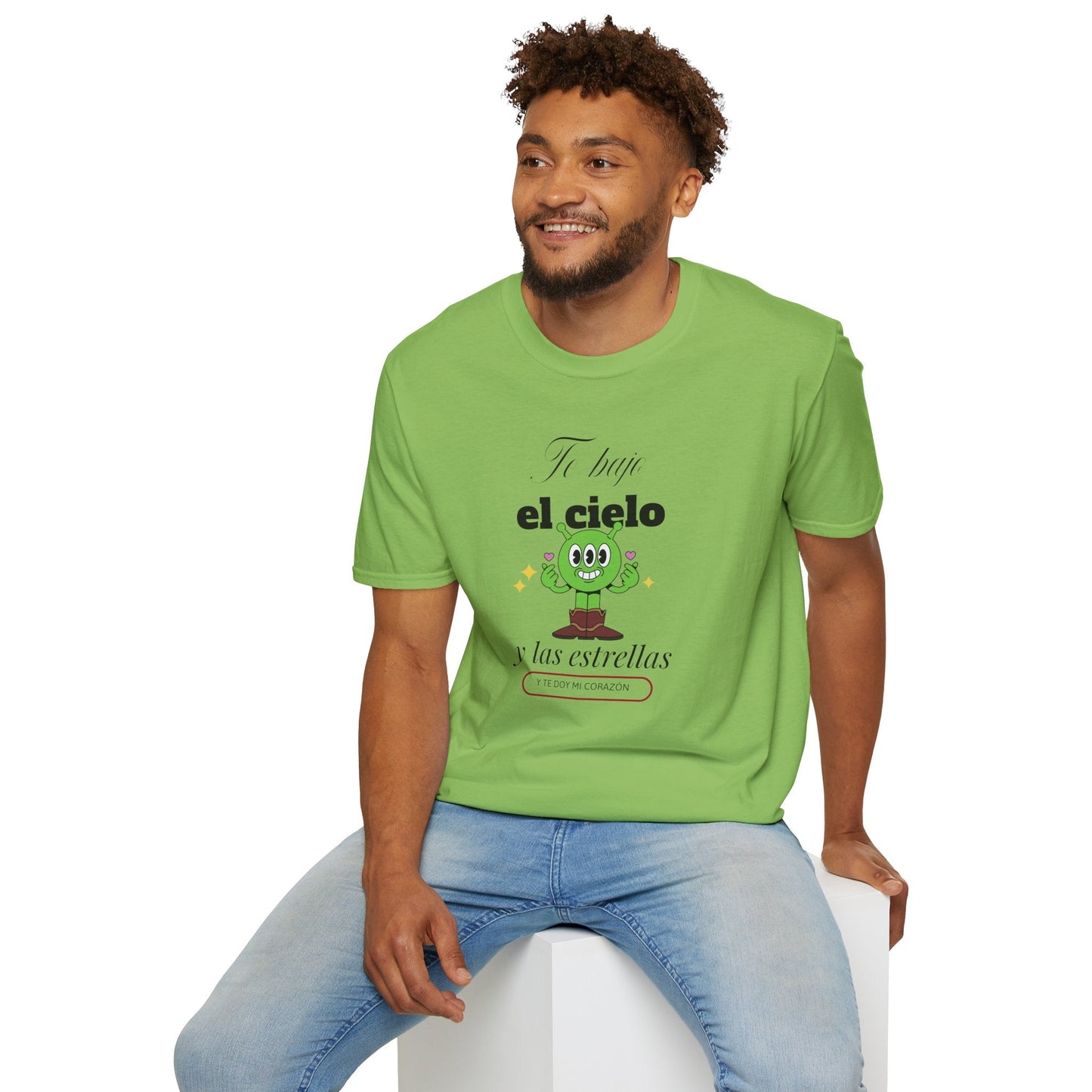 TShirt  Spanish Te llevo el cielo y las estrellas Cute Cactus Graphic