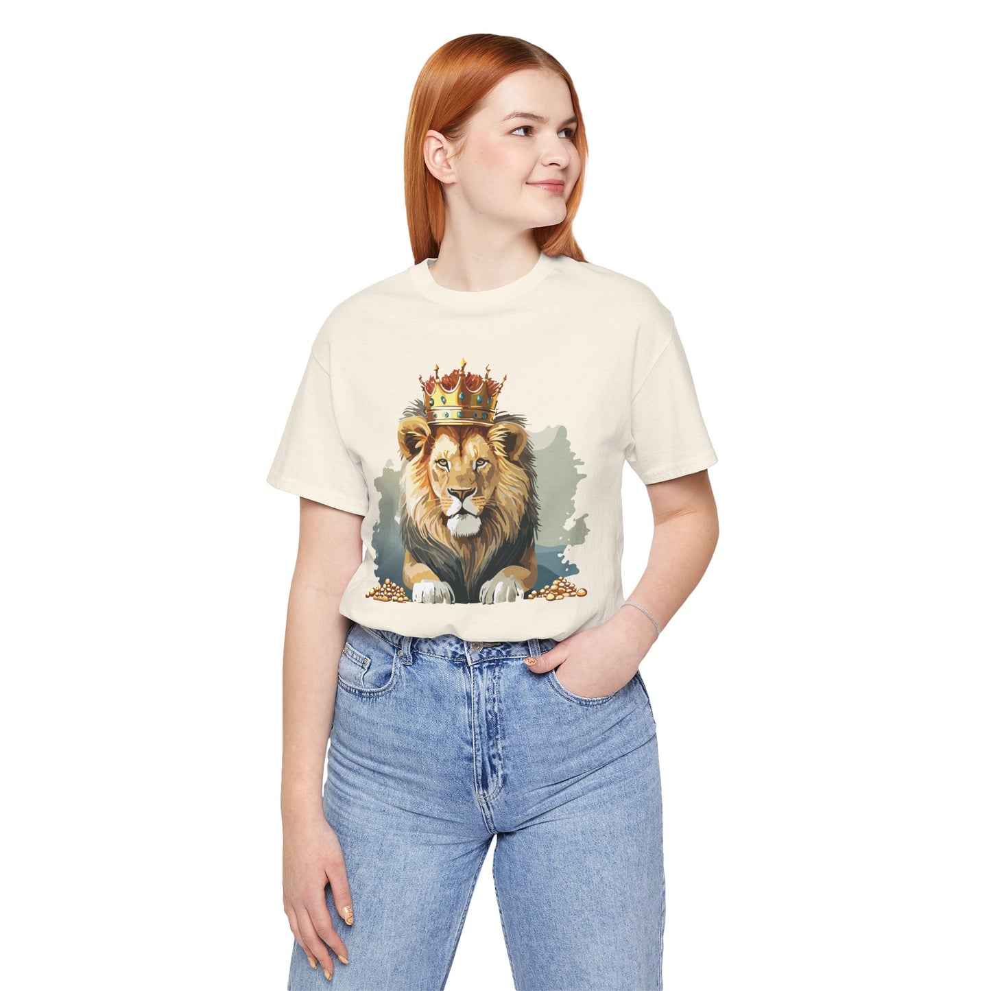 Majestic Lion Crown T-shirt, Animal Shirt, Lion Tee, Unisex Top, Birthday Gift, Shirt with Animal design