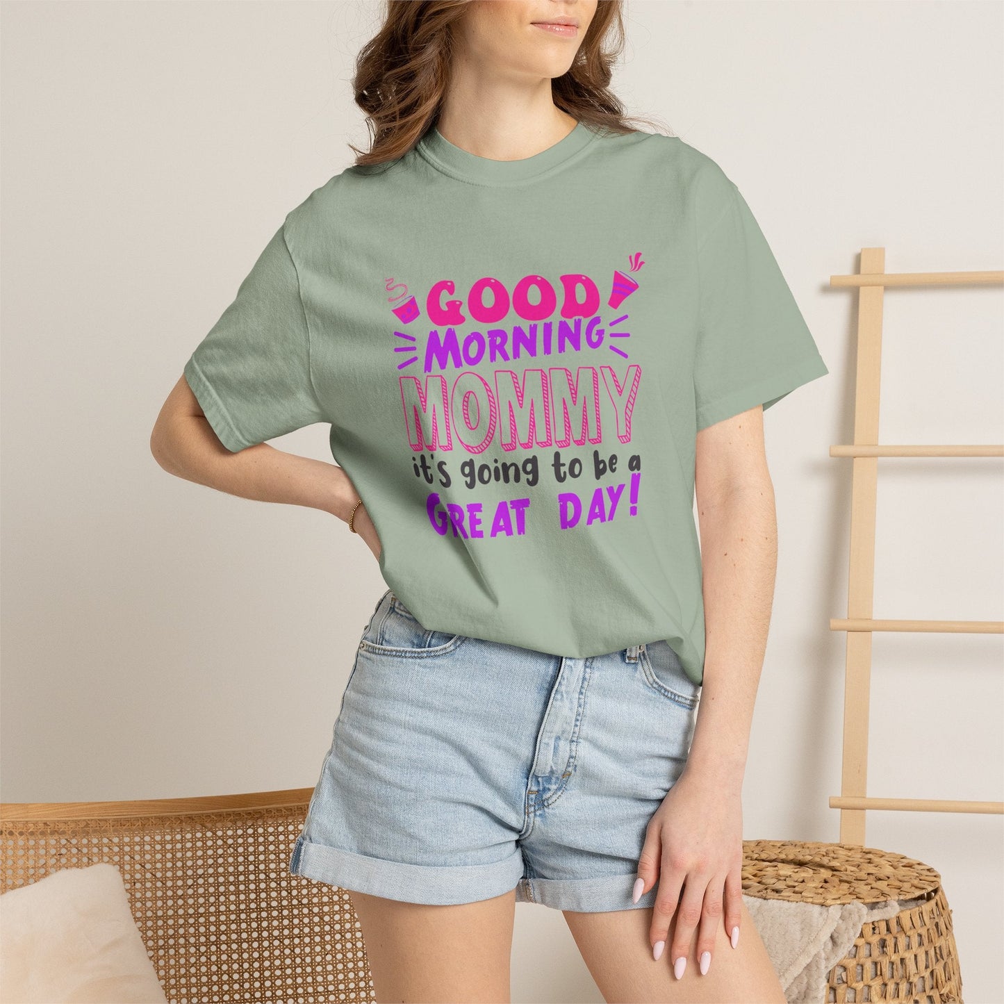 Mom T-shirt Mother's Day Mama Tee Unisex Comfort Colors Garment-Dyed Cotton h41