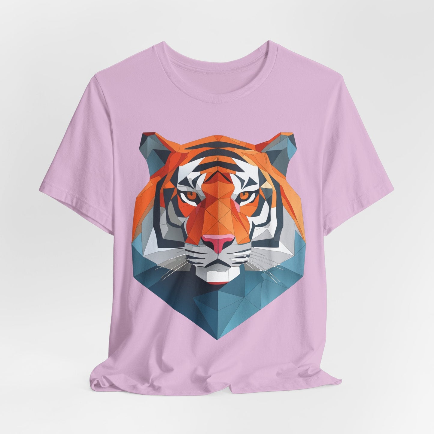 Unisex Animal Artwork Tee Shirt With Wild Animals Design For Everyday Wear And Comfort