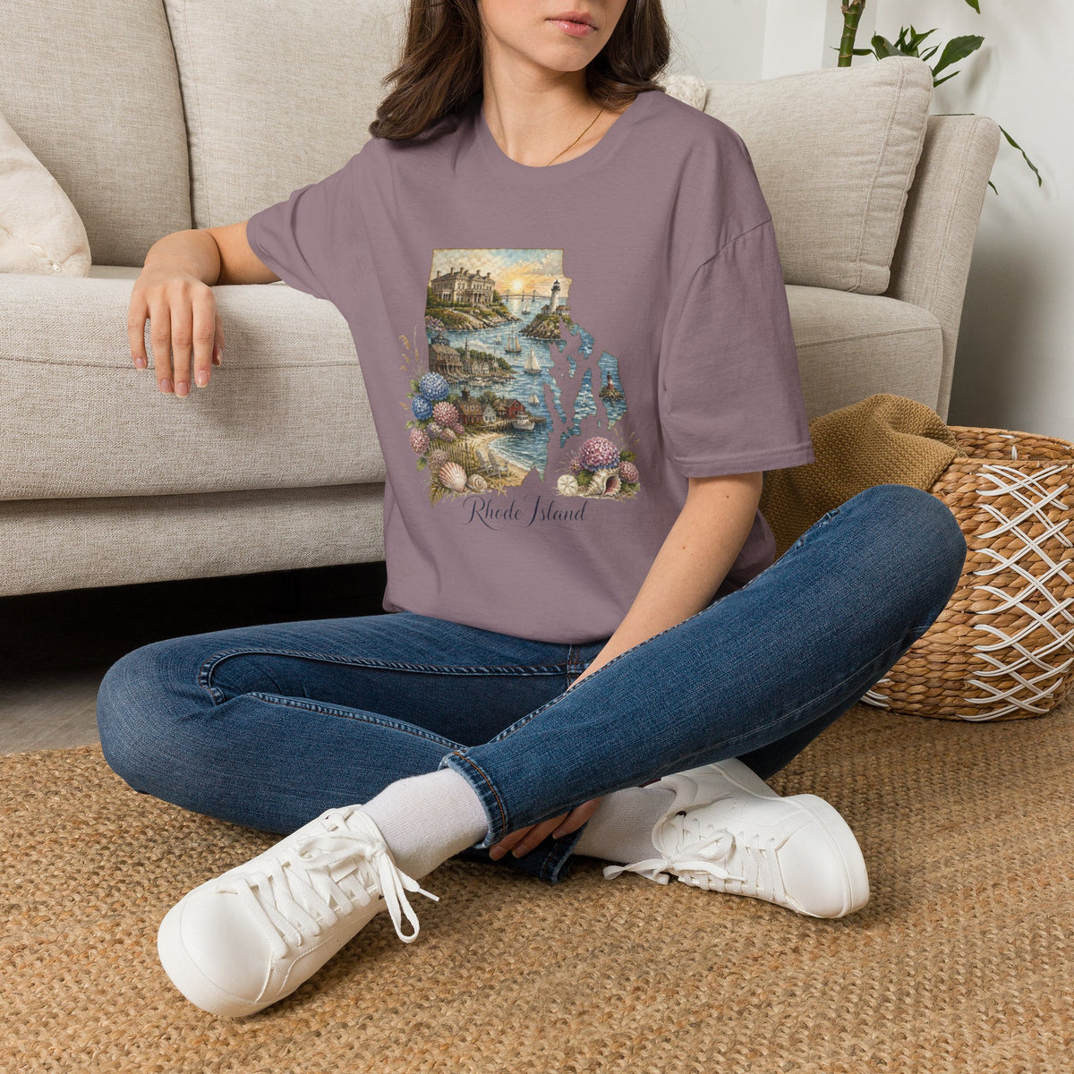 Rhode Island Coastal Vintage Graphic Design Unisex 100 Cotton Gildan T-Shirt