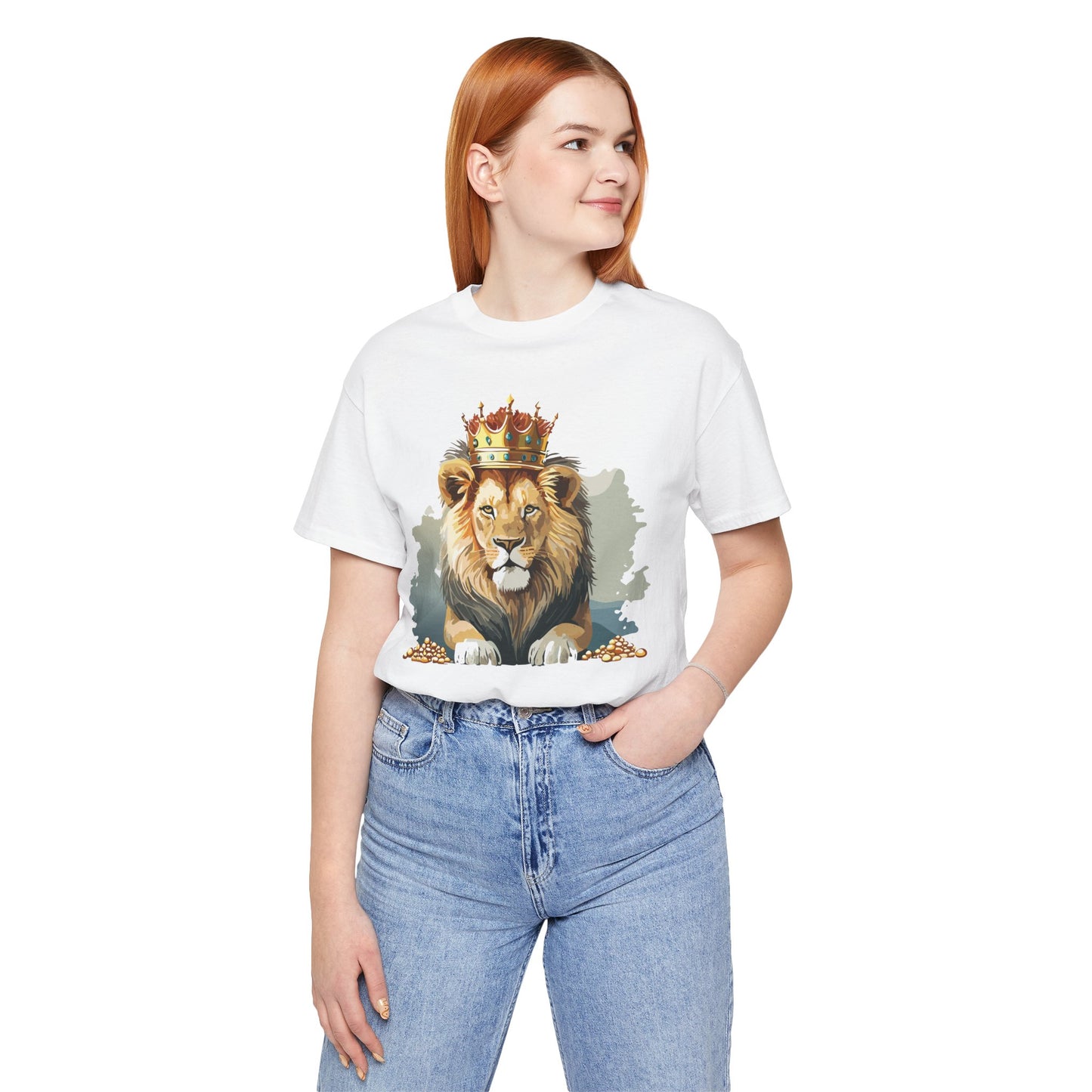 Majestic Lion Crown T-shirt, Animal Shirt, Lion Tee, Unisex Top, Birthday Gift, Shirt with Animal design