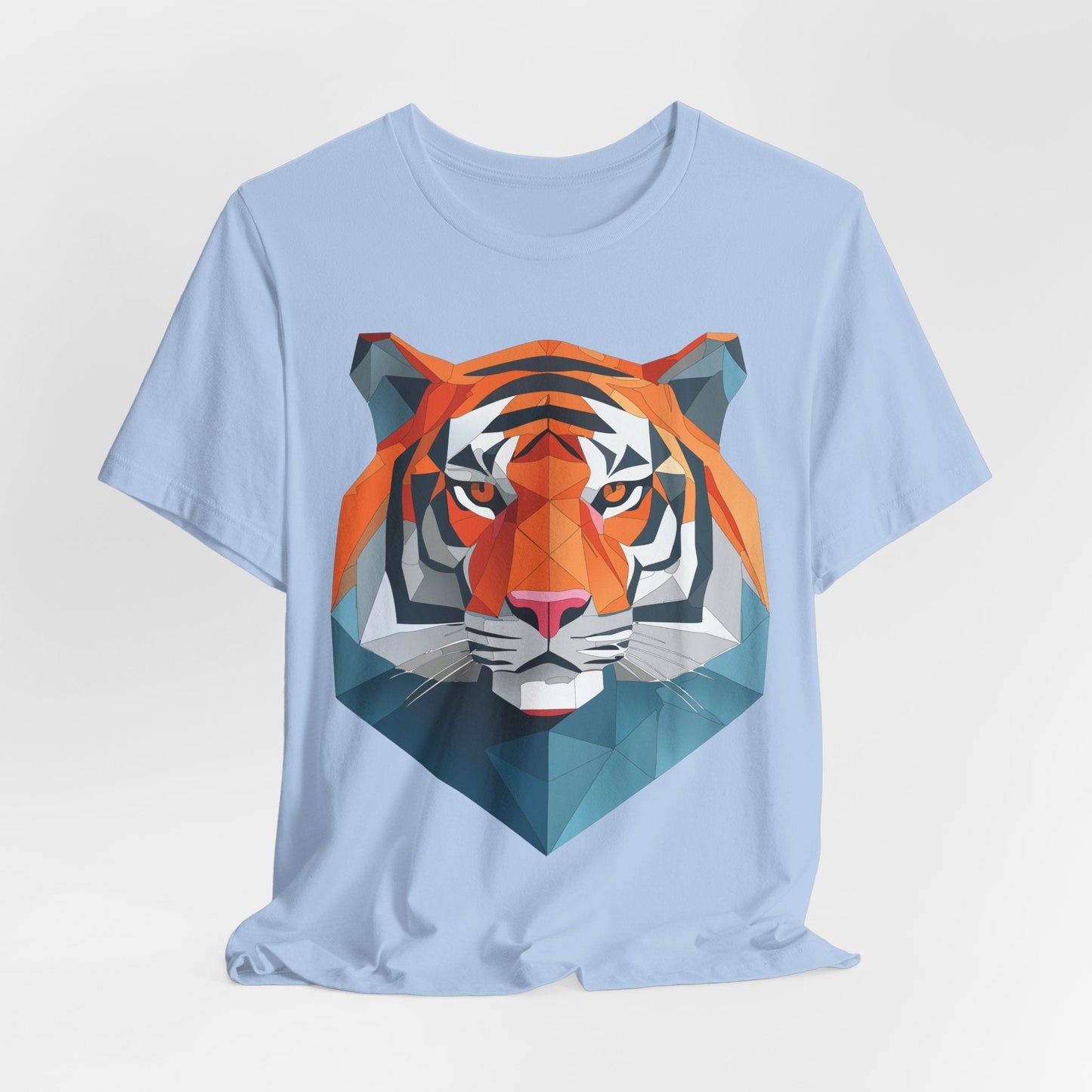 Unisex Animal Artwork Tee Shirt With Wild Animals Design For Everyday Wear And Comfort