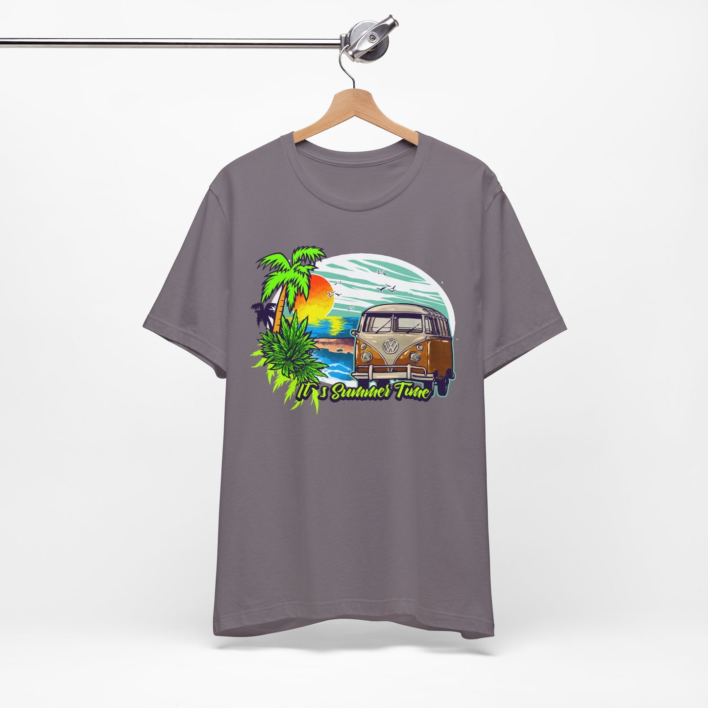 Old Bus Retro Poster Graphic Design Tee, Old Bus Shirt, Vintage Tees, Art Design T-Shirt, Graphic Tee, Retro Art Shirts