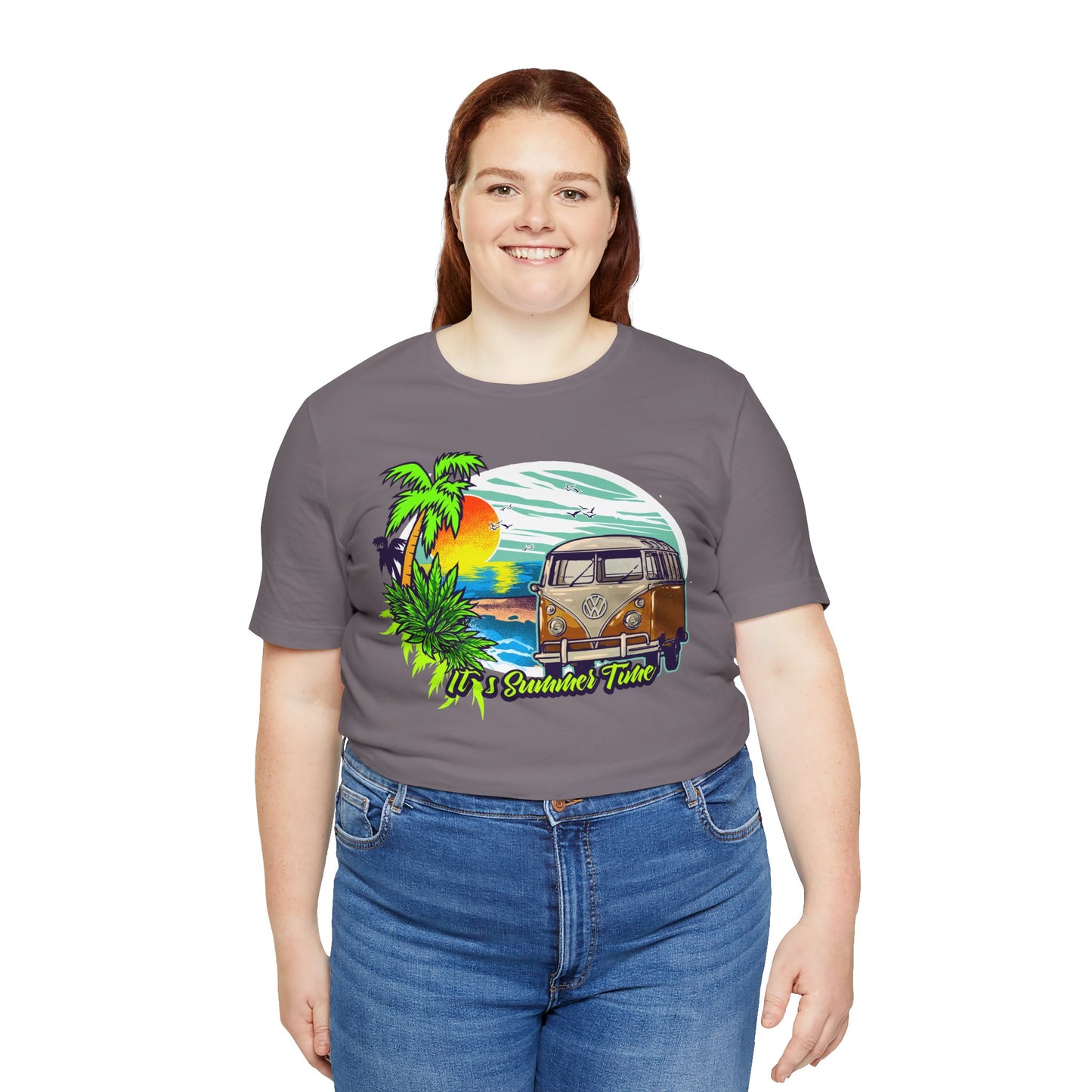 Old Bus Retro Poster Graphic Design Tee, Old Bus Shirt, Vintage Tees, Art Design T-Shirt, Graphic Tee, Retro Art Shirts