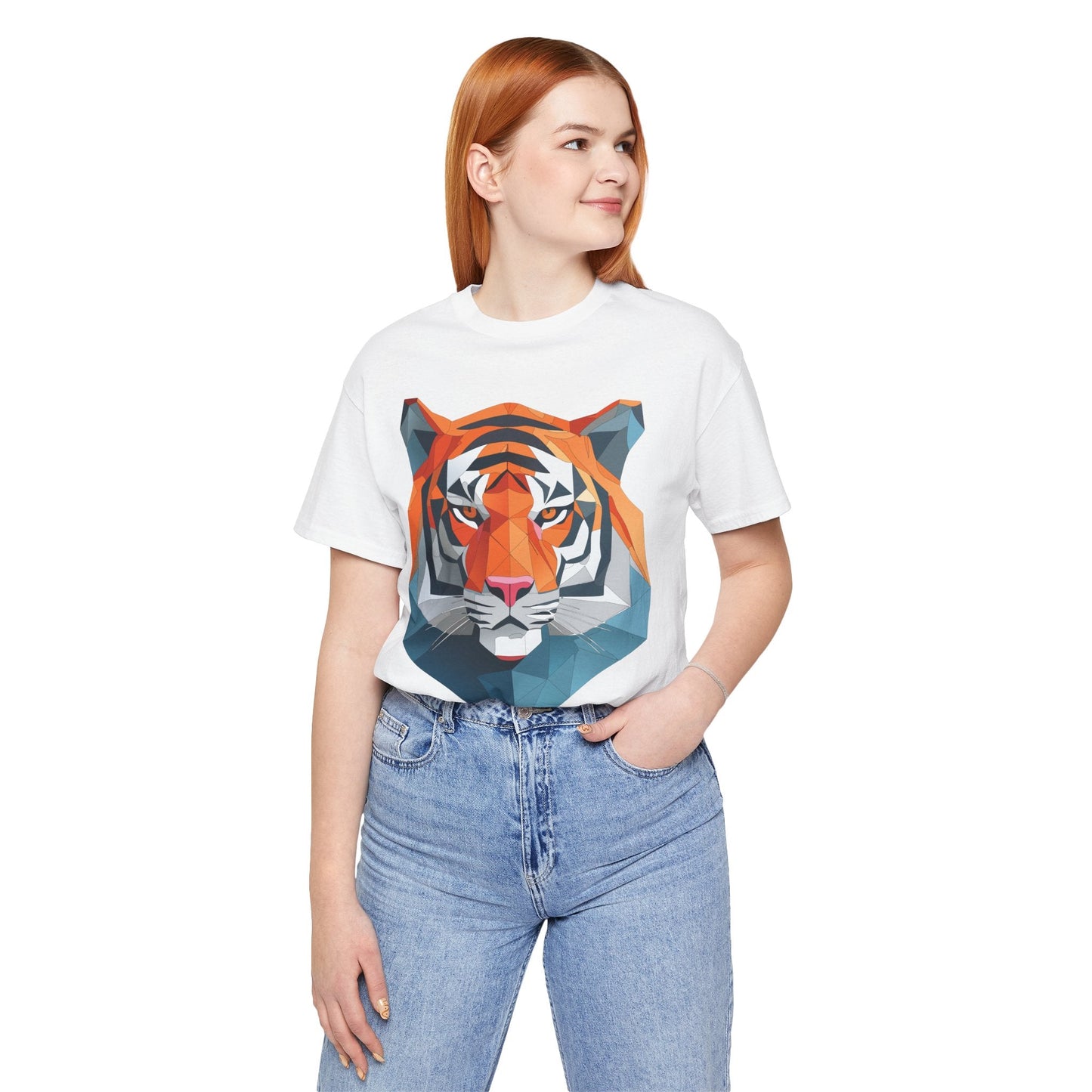 Unisex Animal Artwork Tee Shirt With Wild Animals Design For Everyday Wear And Comfort