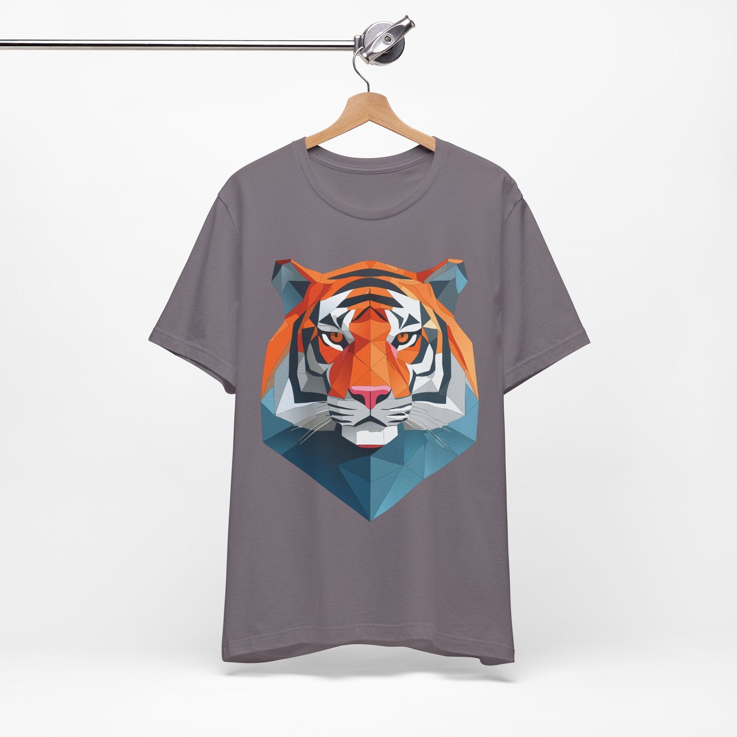 Unisex Animal Artwork Tee Shirt With Wild Animals Design For Everyday Wear And Comfort