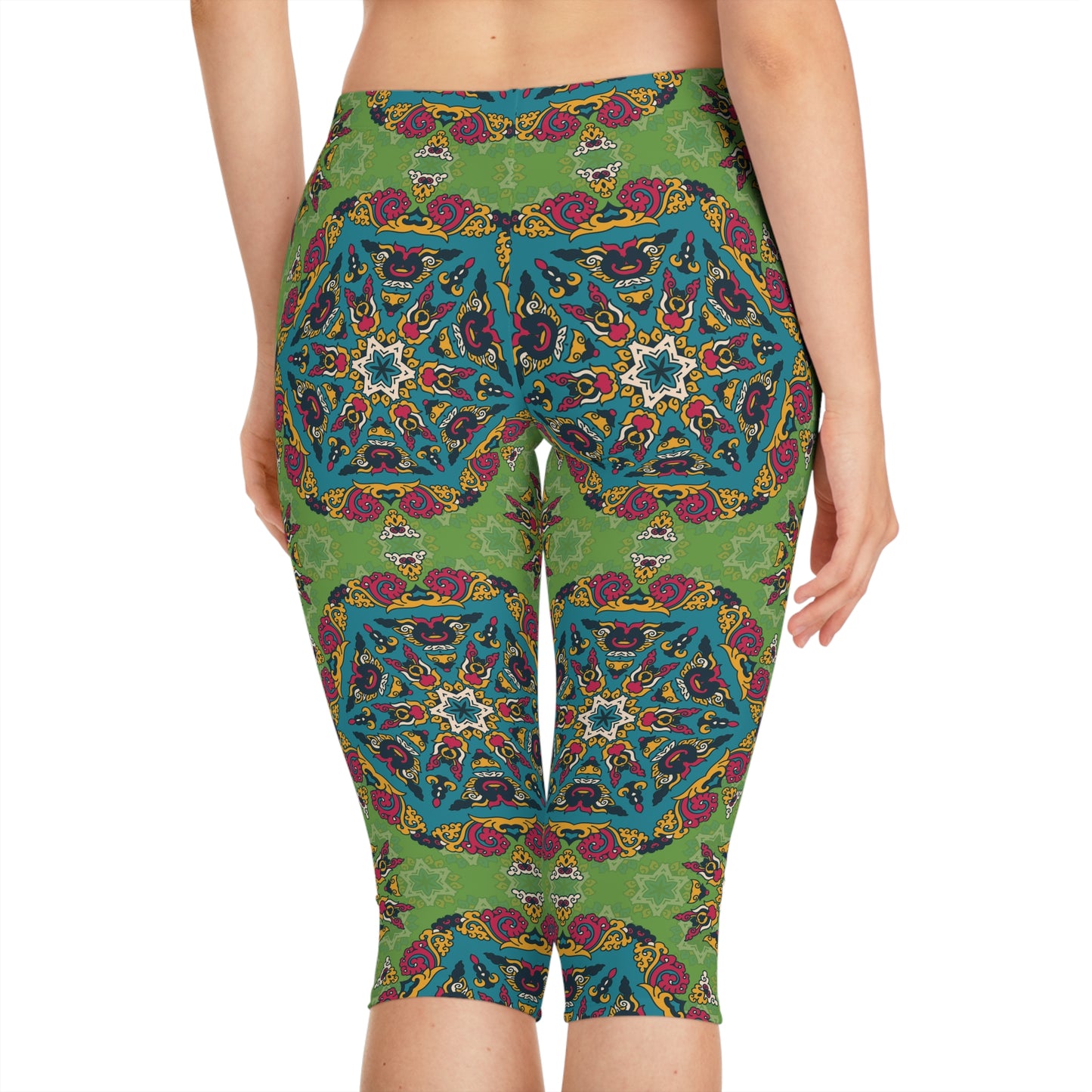 Capri leggings with traditional print