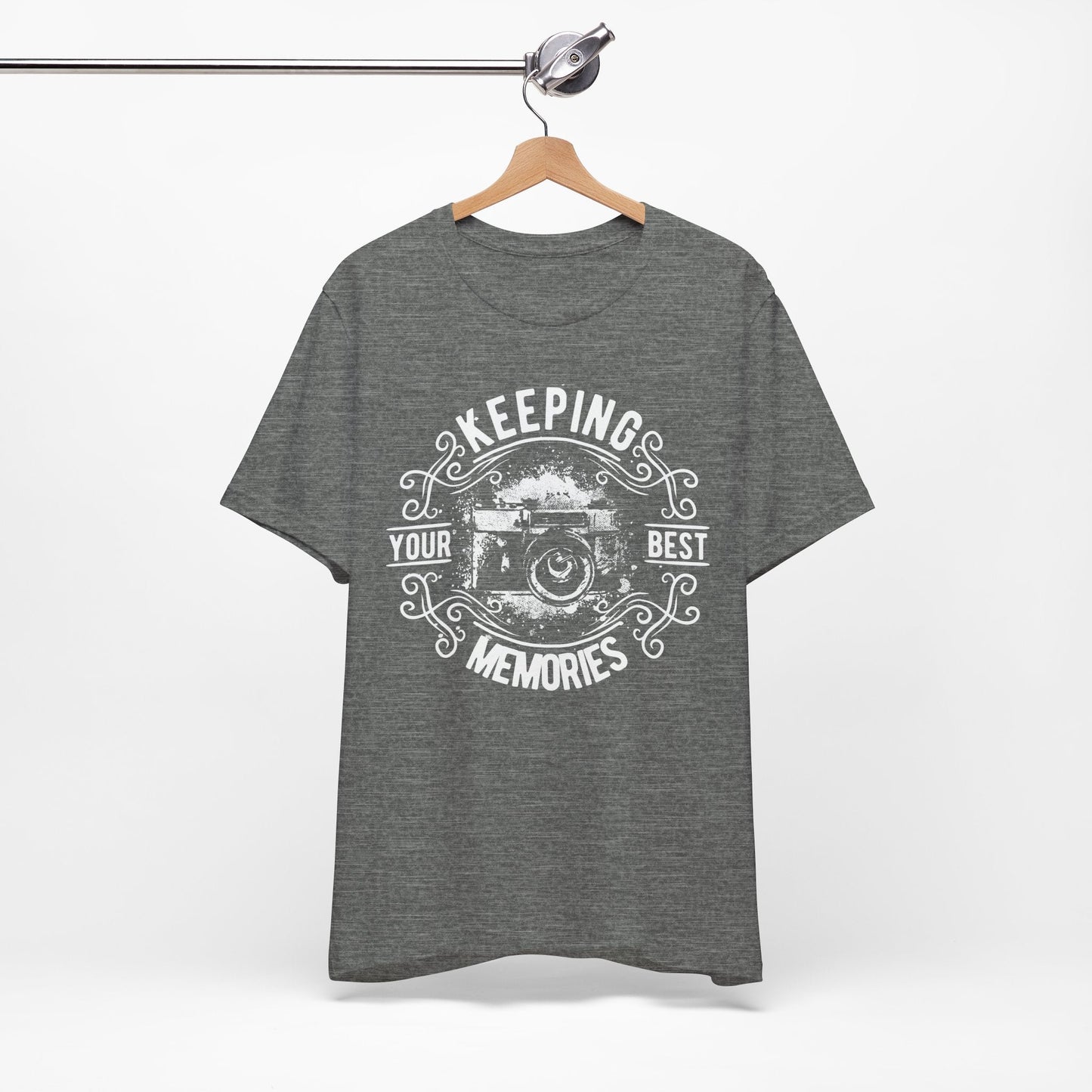 Keeping Your Best Memories T-Shirt Vintage Camera Graphic T-Shirt A-5