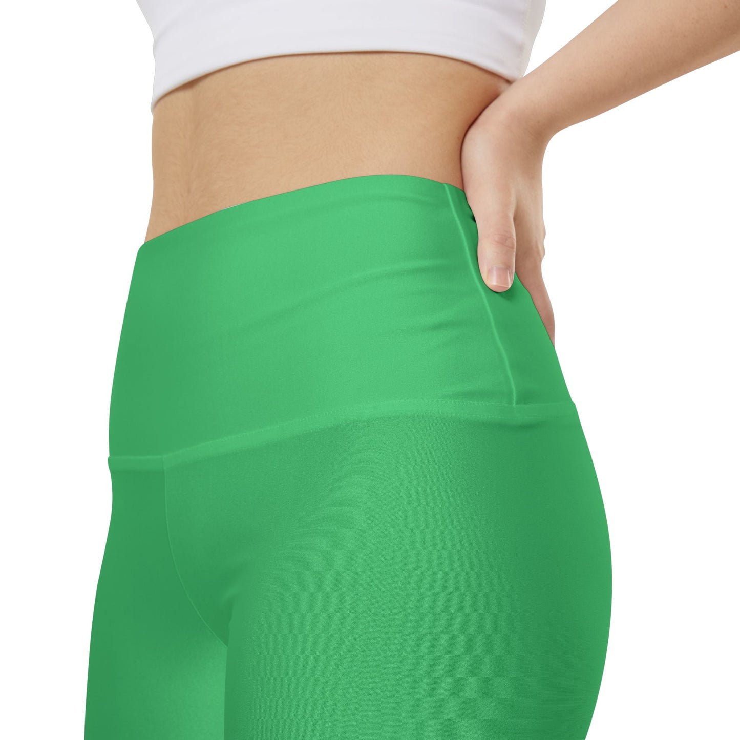 Emerald Green Women's Workout Shorts — Solid Green High-Waist Biker Shorts