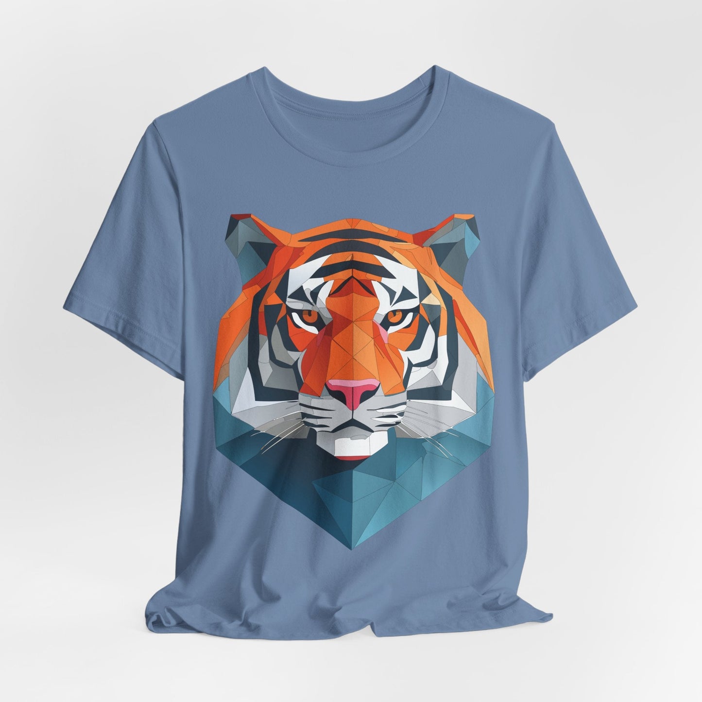 Unisex Animal Artwork Tee Shirt With Wild Animals Design For Everyday Wear And Comfort
