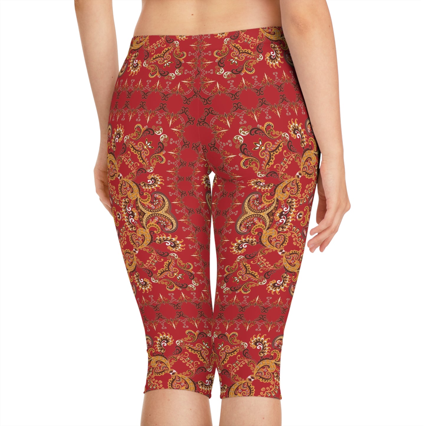 Capri leggings with traditional print