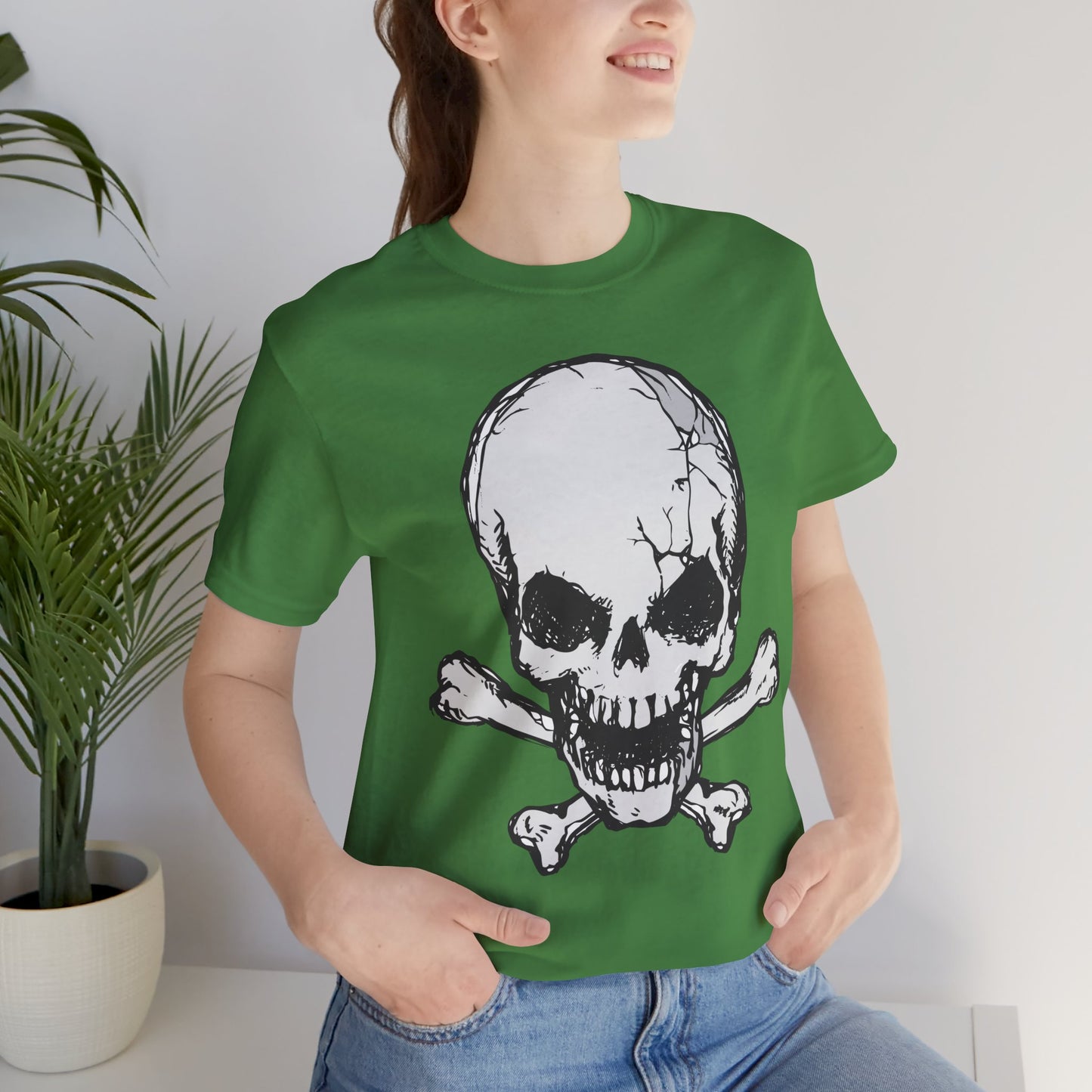 Grey Skull Graphic Design Tee, Skull Shirt, Vintage Tees, Art Design T-Shirt, Vintage Graphic Tee, Art Shirts with Skulls