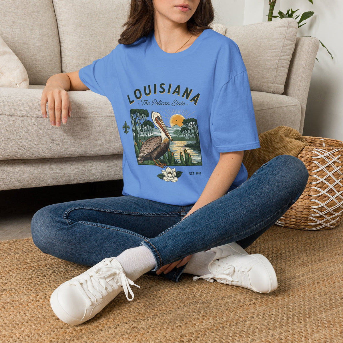 Louisiana Pelican Vintage Travel Tourist Graphic Design Unisex 100 Cotton Gildan T-Shirt