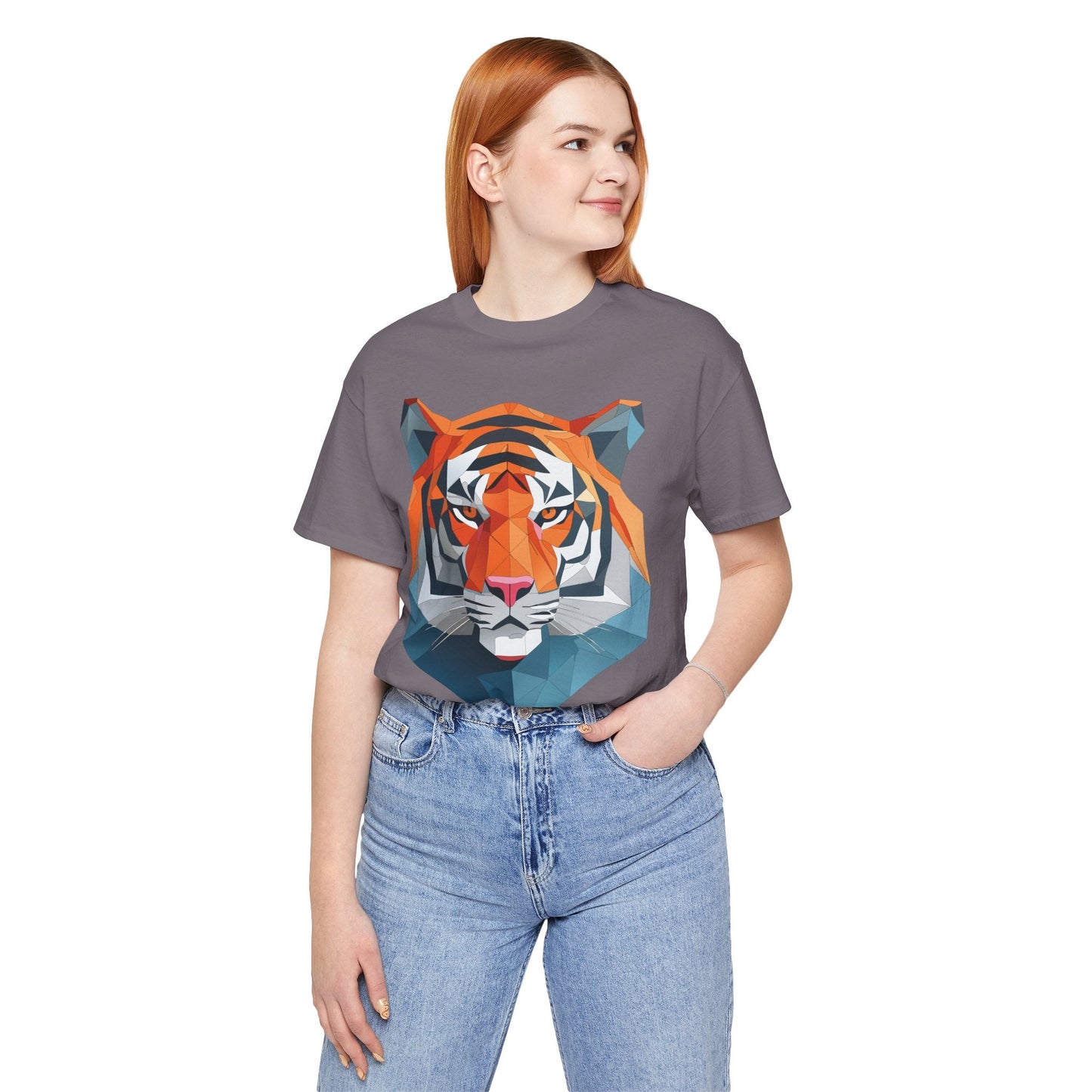 Unisex Animal Artwork Tee Shirt With Wild Animals Design For Everyday Wear And Comfort