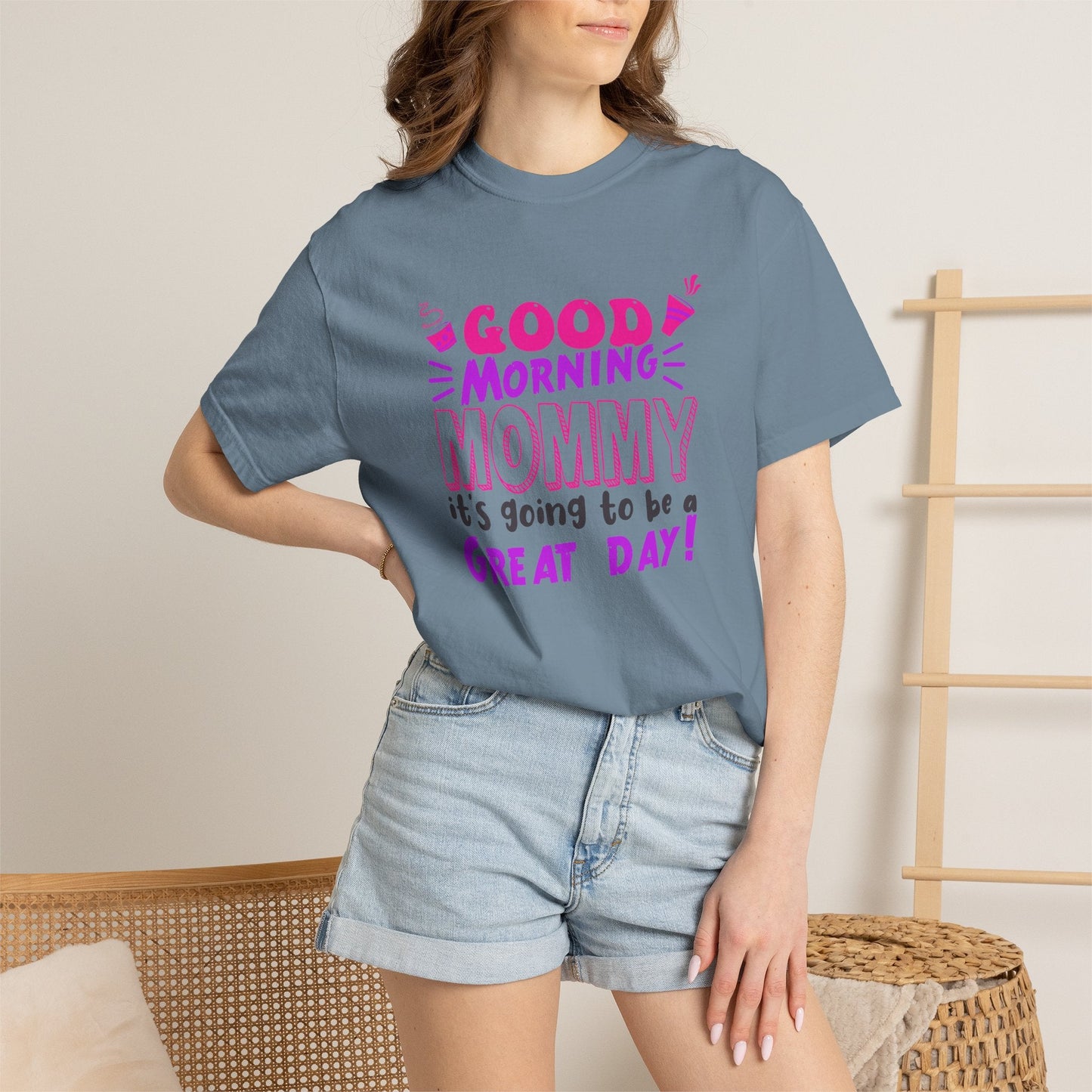 Mom T-shirt Mother's Day Mama Tee Unisex Comfort Colors Garment-Dyed Cotton h41