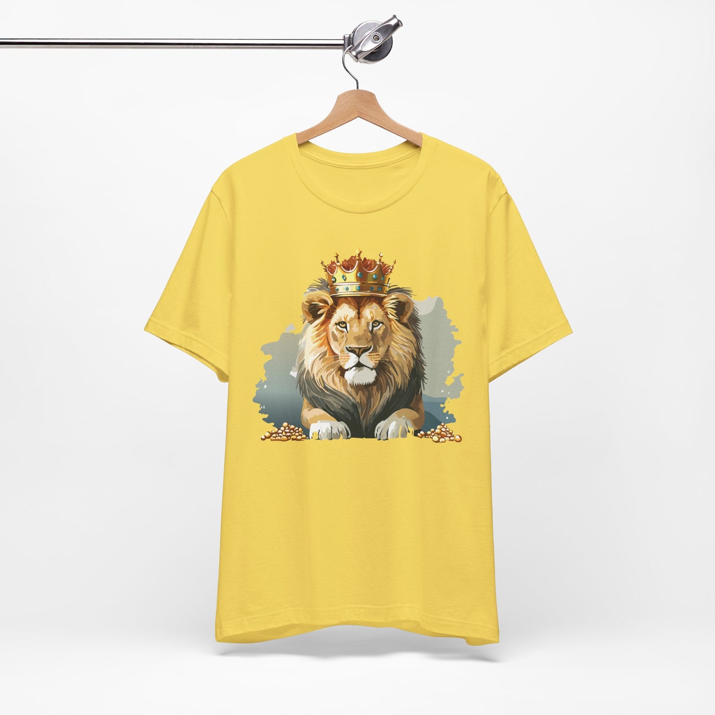 Majestic Lion Crown T-shirt, Animal Shirt, Lion Tee, Unisex Top, Birthday Gift, Shirt with Animal design