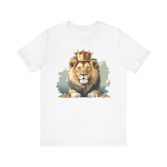 Majestic Lion Crown T-shirt, Animal Shirt, Lion Tee, Unisex Top, Birthday Gift, Shirt with Animal design