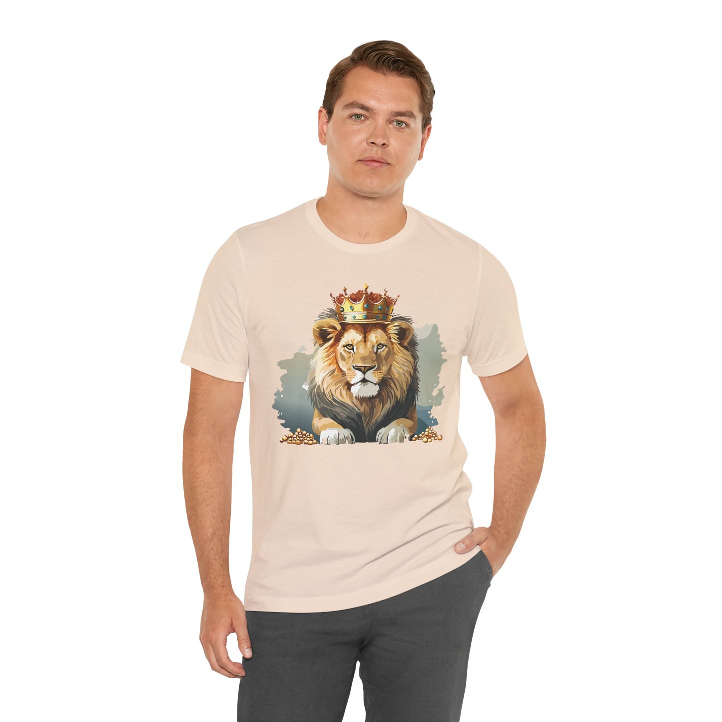 Majestic Lion Crown T-shirt, Animal Shirt, Lion Tee, Unisex Top, Birthday Gift, Shirt with Animal design
