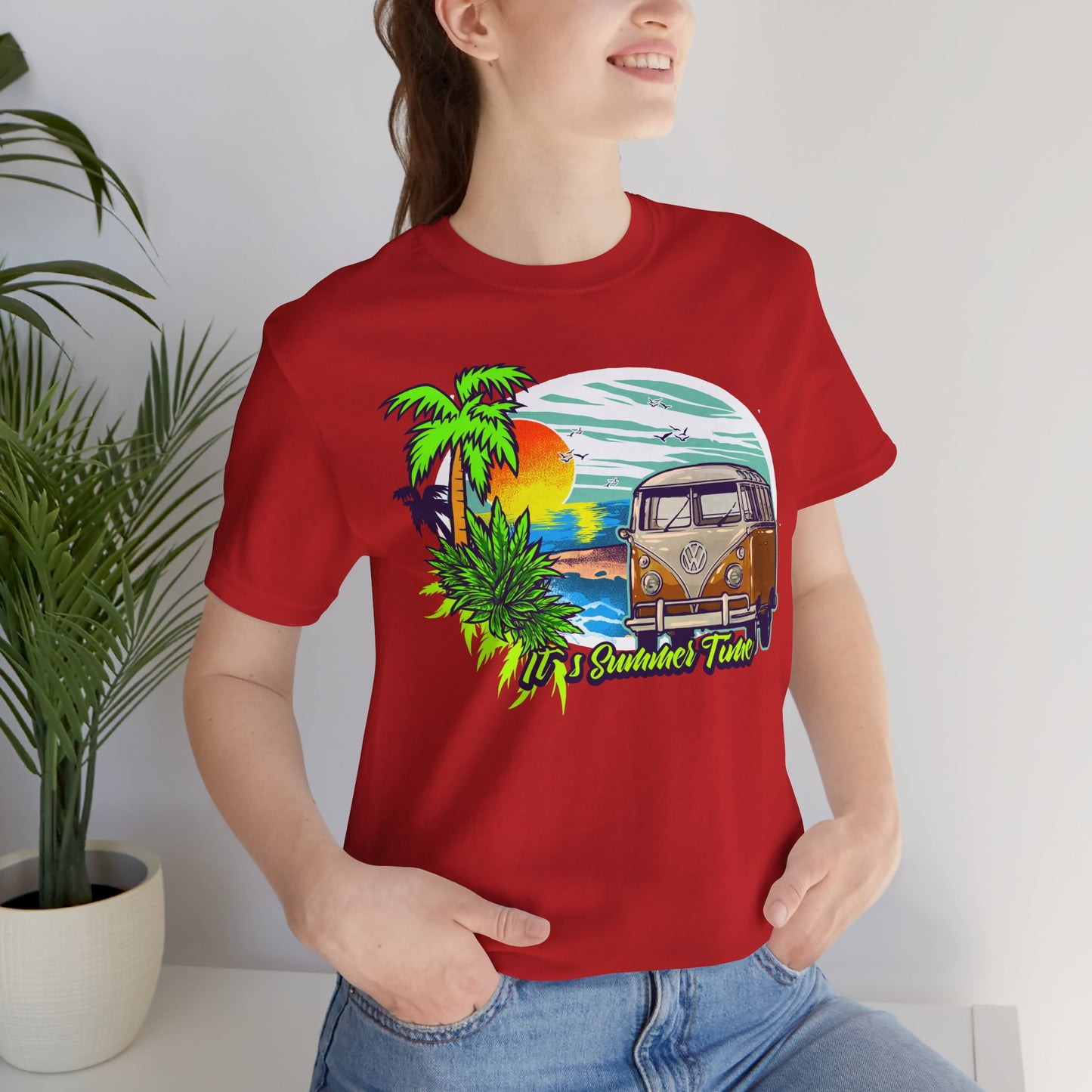 Old Bus Retro Poster Graphic Design Tee, Old Bus Shirt, Vintage Tees, Art Design T-Shirt, Graphic Tee, Retro Art Shirts