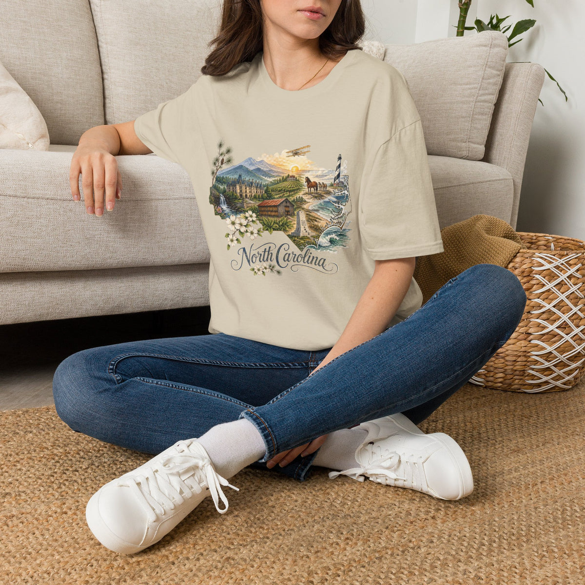 North Carolina State Travel Tourist Graphic Design Unisex 100 Cotton Gildan T-Shirt