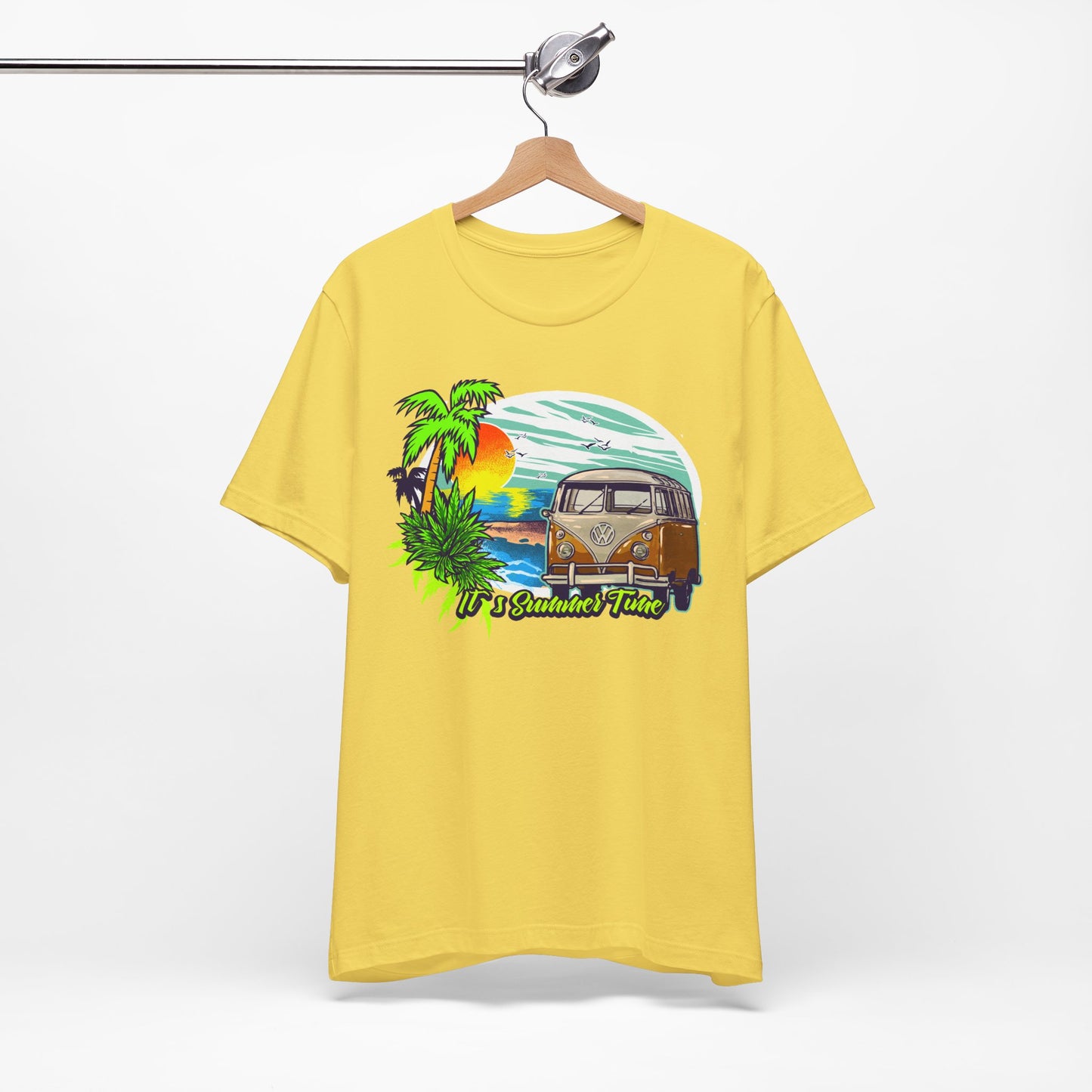 Old Bus Retro Poster Graphic Design Tee, Old Bus Shirt, Vintage Tees, Art Design T-Shirt, Graphic Tee, Retro Art Shirts