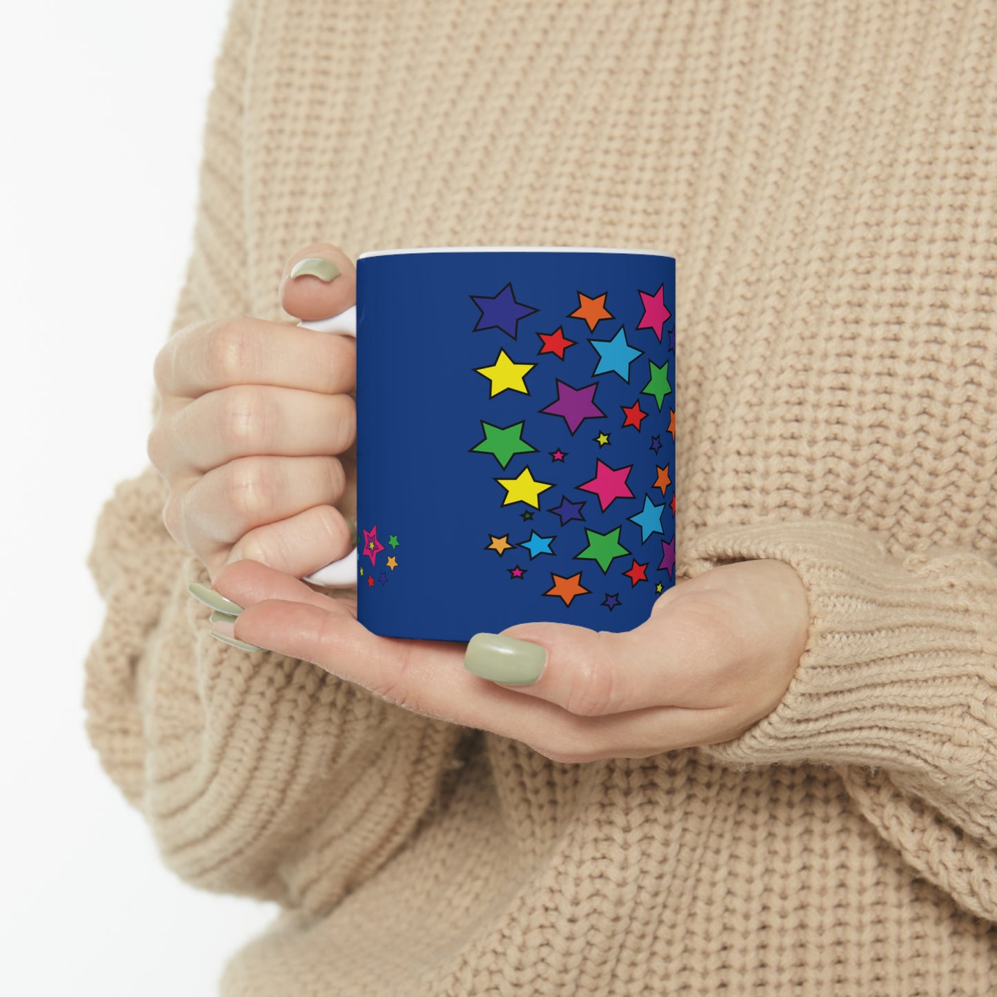 Tasse à café et à thé avec imprimé étoiles