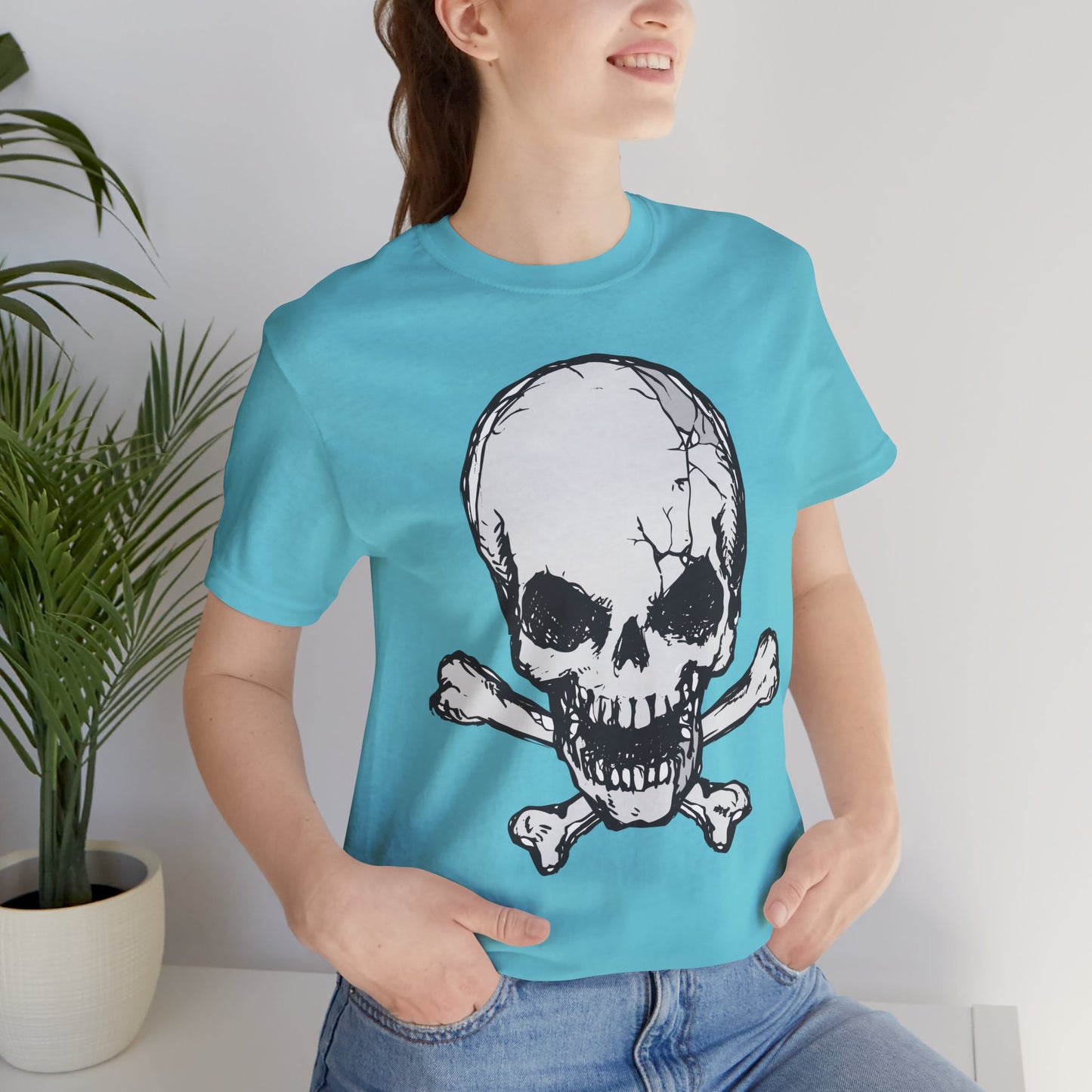 Grey Skull Graphic Design Tee, Skull Shirt, Vintage Tees, Art Design T-Shirt, Vintage Graphic Tee, Art Shirts with Skulls