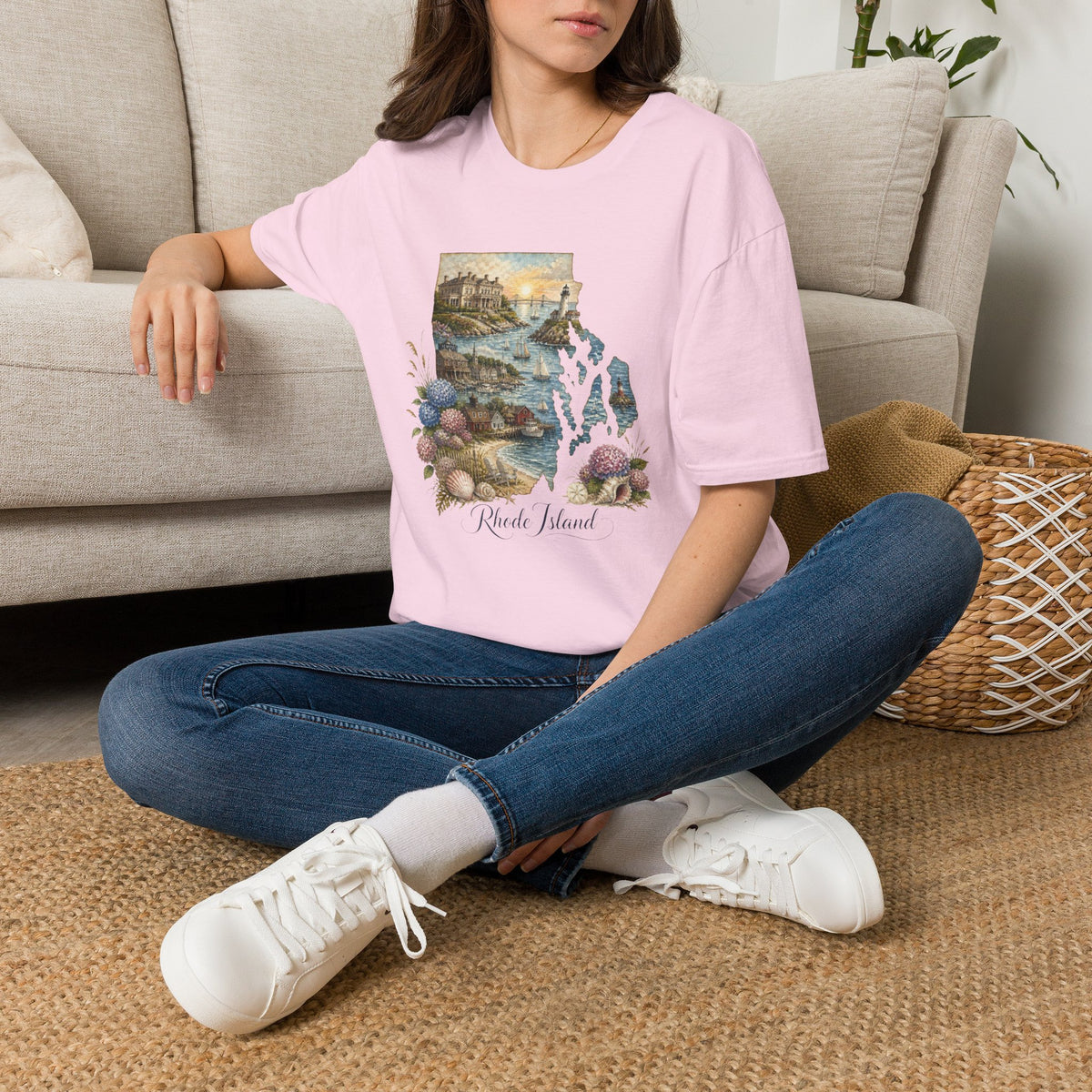 Rhode Island Coastal Vintage Graphic Design Unisex 100 Cotton Gildan T-Shirt