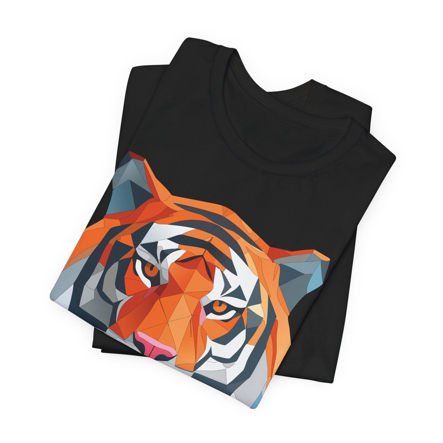 Unisex Animal Artwork Tee Shirt With Wild Animals Design For Everyday Wear And Comfort