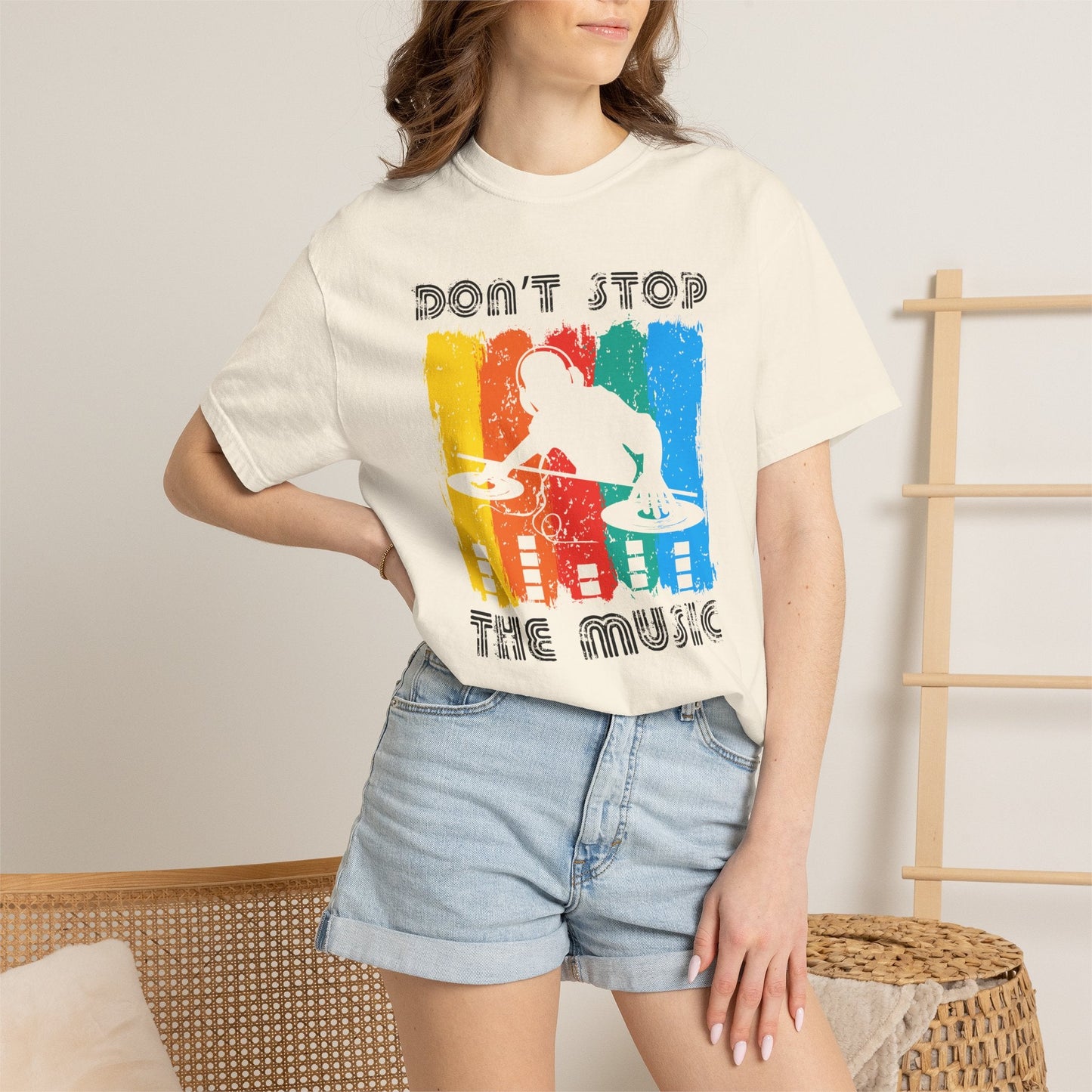 Music Graphic Design Unisex Cotton T-shirt 016
