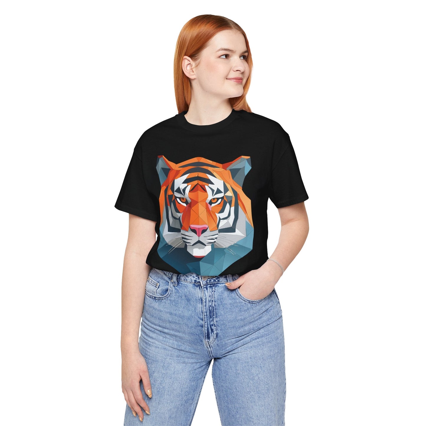 Unisex Animal Artwork Tee Shirt With Wild Animals Design For Everyday Wear And Comfort