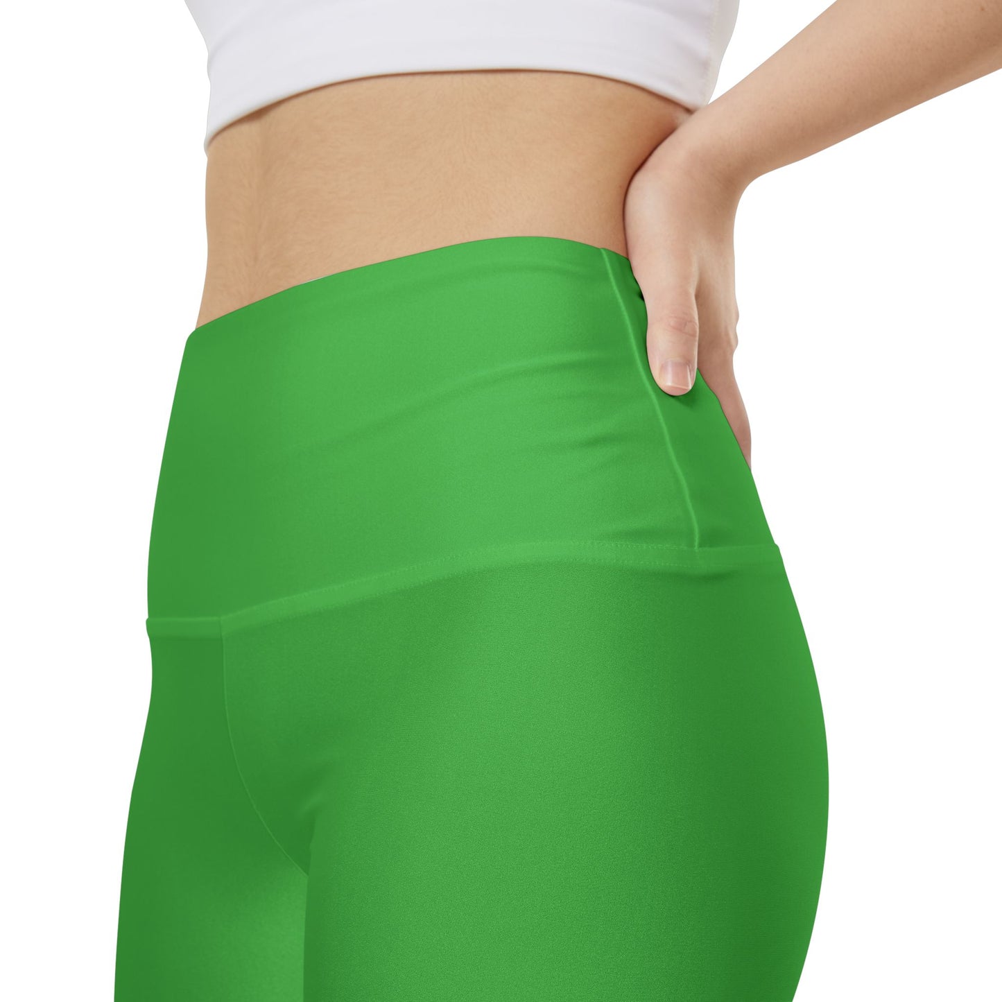 Kelly Green High-Waist Women's Workout Shorts — Comfortable Active Bike Shorts for Yoga & Gym