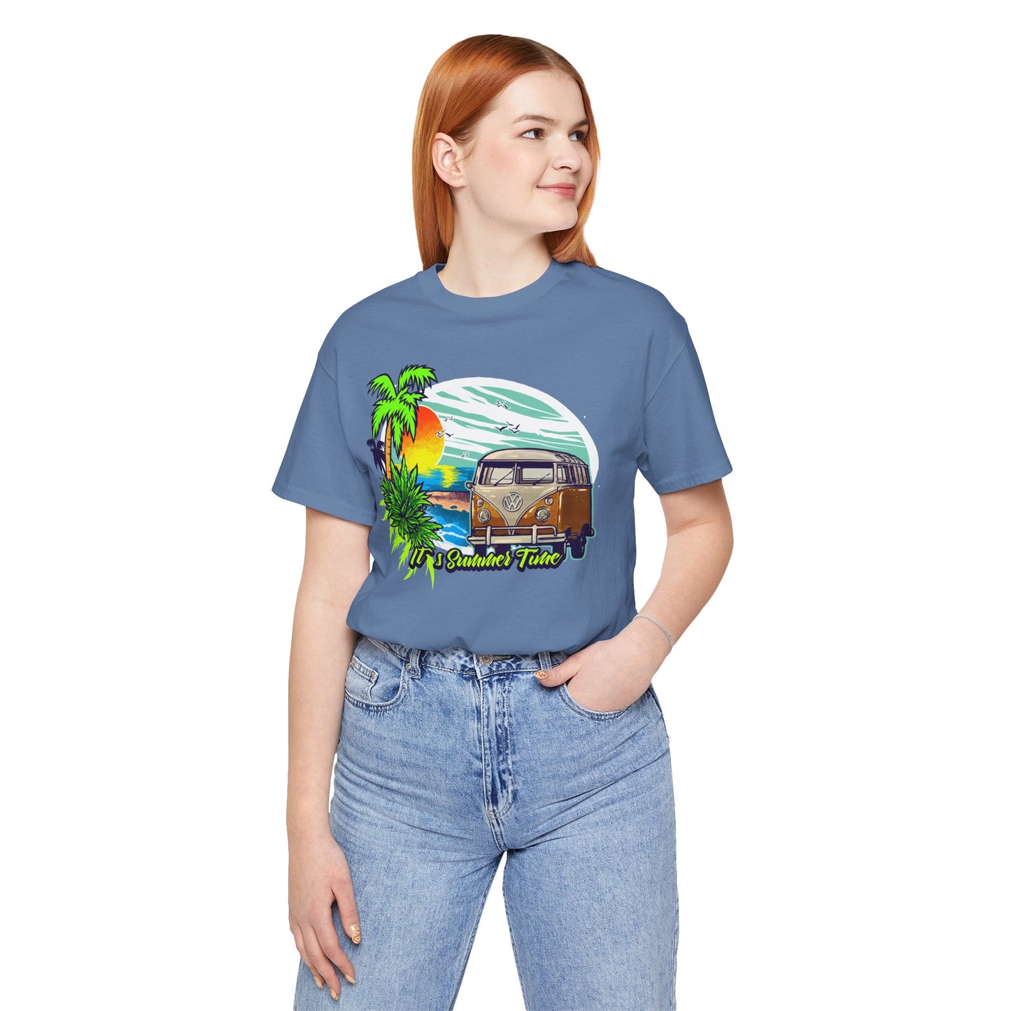 Old Bus Retro Poster Graphic Design Tee, Old Bus Shirt, Vintage Tees, Art Design T-Shirt, Graphic Tee, Retro Art Shirts