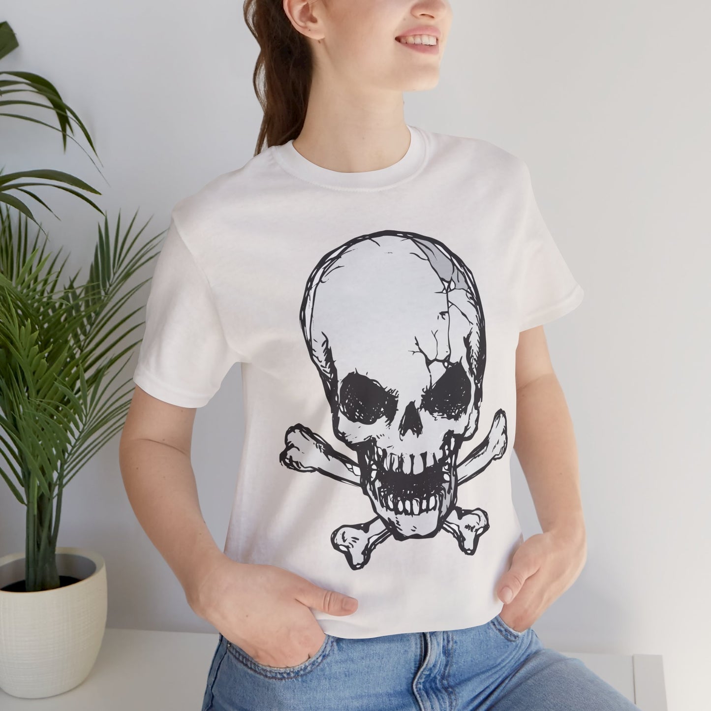 Grey Skull Graphic Design Tee, Skull Shirt, Vintage Tees, Art Design T-Shirt, Vintage Graphic Tee, Art Shirts with Skulls