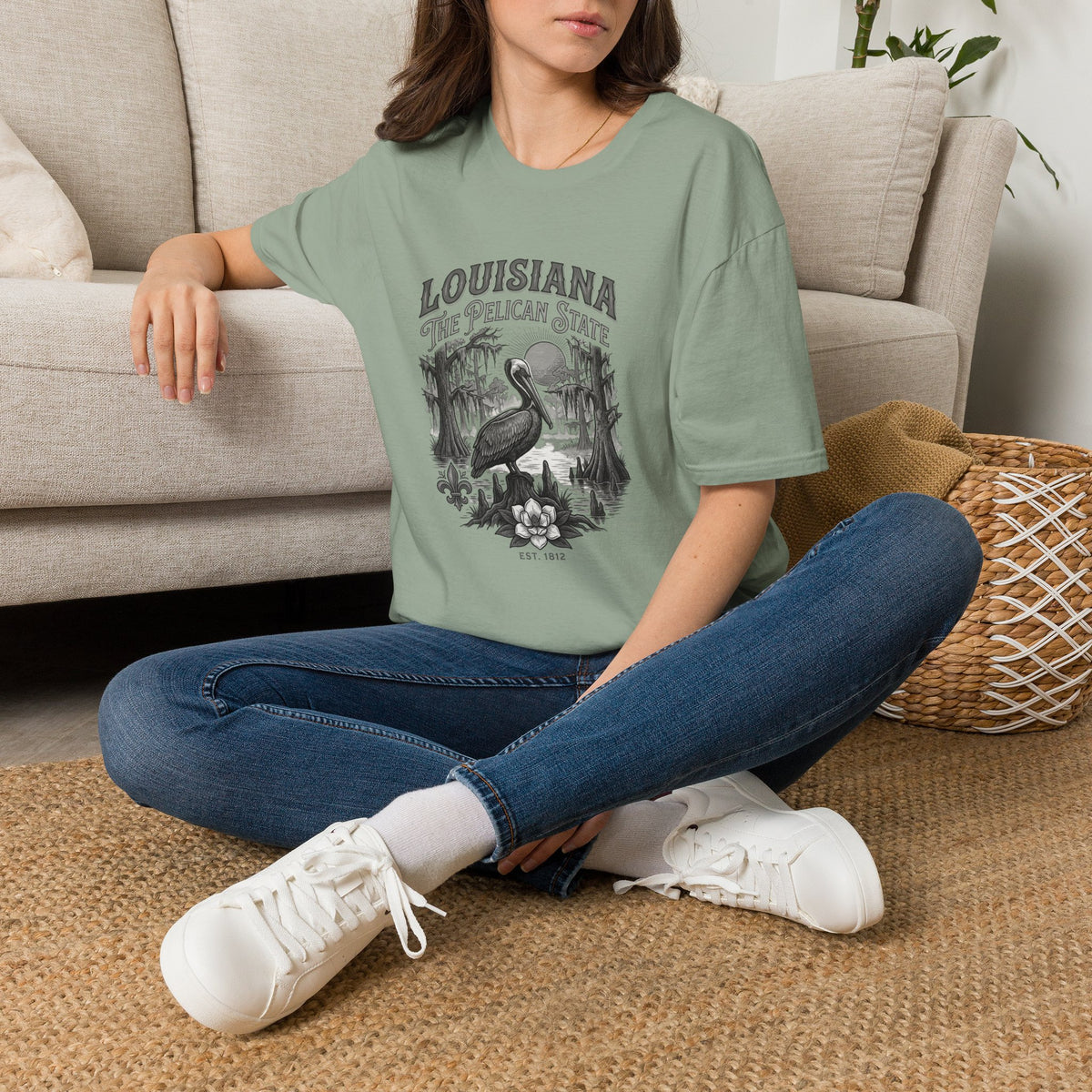 Louisiana Pelican State T-Shirt — Vintage Travel Tourist Graphic Design Unisex 100 Cotton Gildan T-Shirt