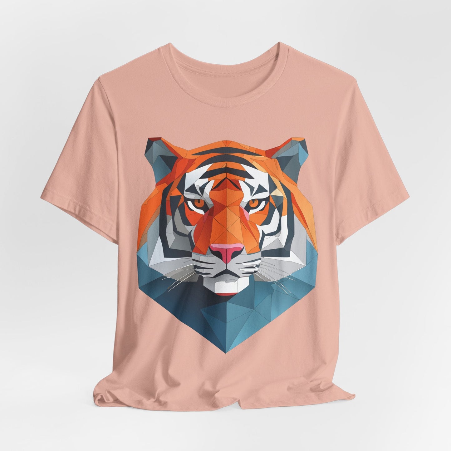 Unisex Animal Artwork Tee Shirt With Wild Animals Design For Everyday Wear And Comfort