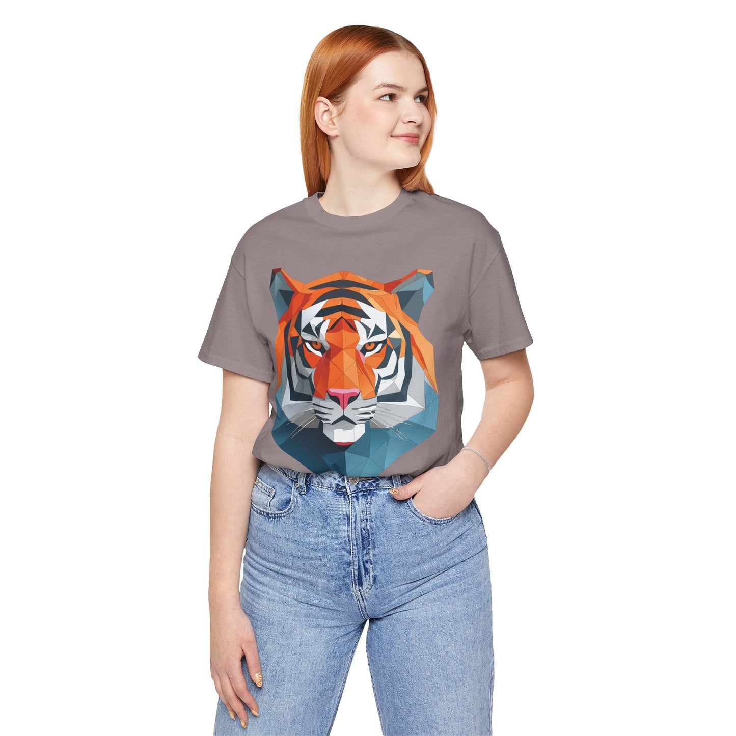 Unisex Animal Artwork Tee Shirt With Wild Animals Design For Everyday Wear And Comfort