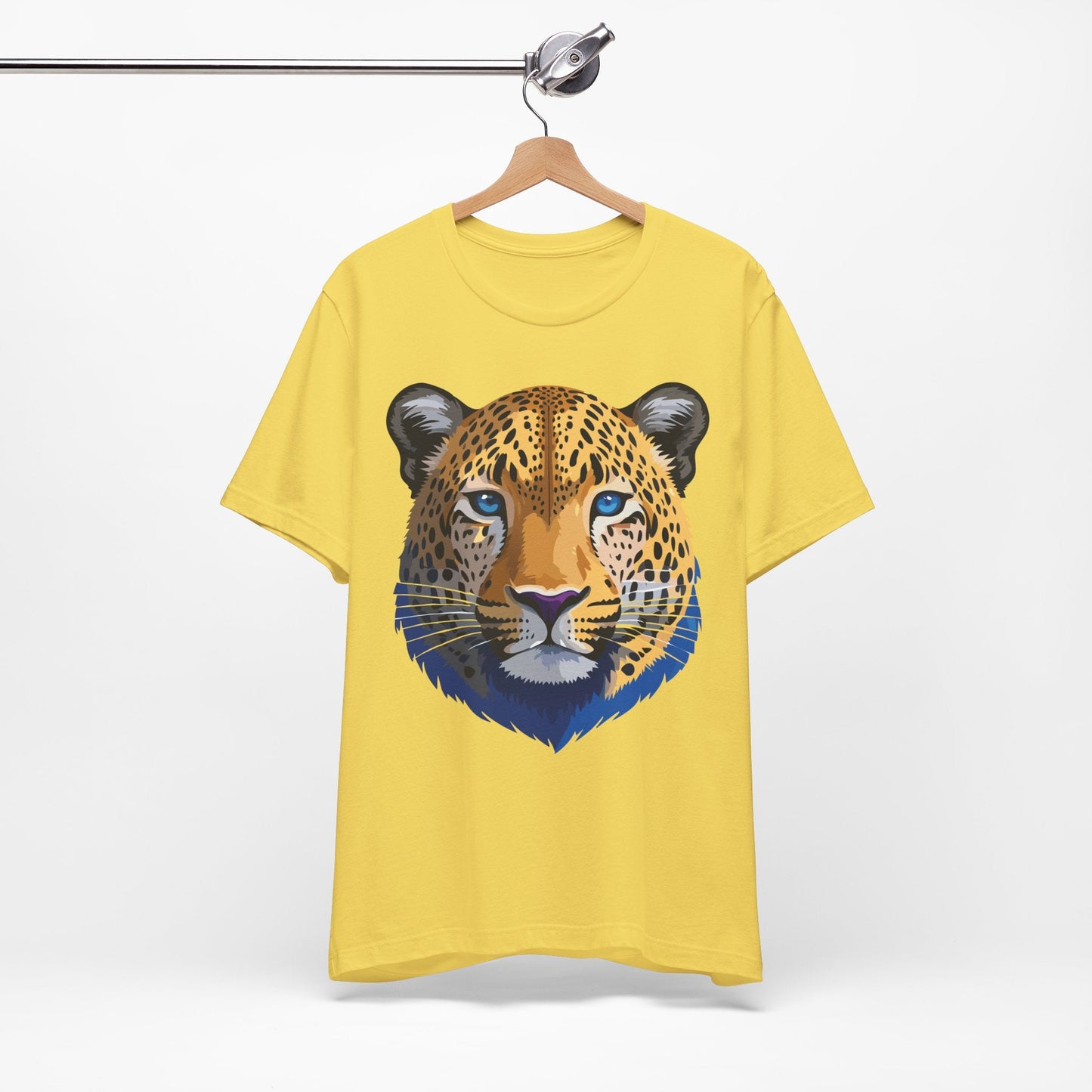 Unisex Animal Graphic Tee Shirt With Wildlife Art Design For Everyday Comfort Short Sleeve
