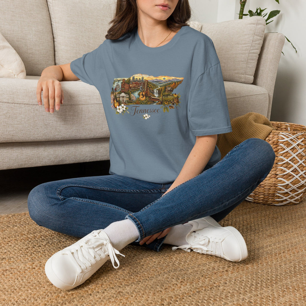 Tennessee Vintage State Map Graphic Design Unisex 100 Cotton Gildan T-Shirt