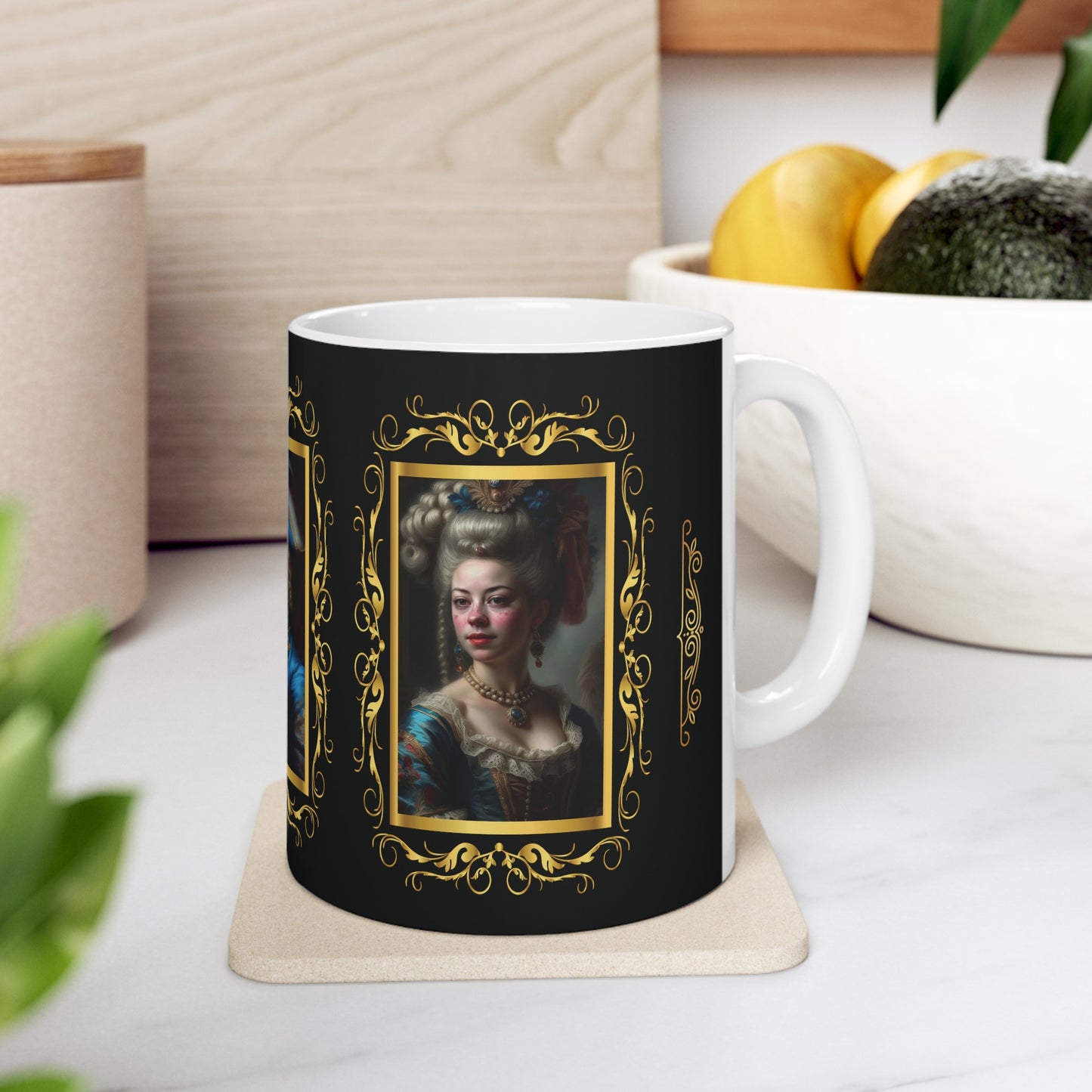 Tasse à café et à thé avec portraits antiques