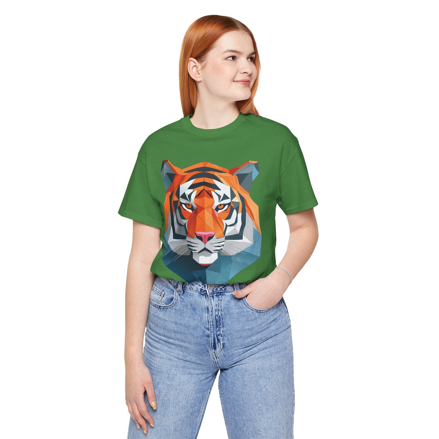 Unisex Animal Artwork Tee Shirt With Wild Animals Design For Everyday Wear And Comfort