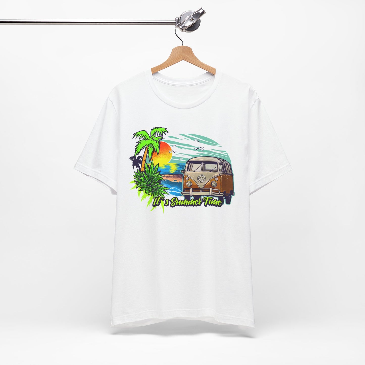 Old Bus Retro Poster Graphic Design Tee, Old Bus Shirt, Vintage Tees, Art Design T-Shirt, Graphic Tee, Retro Art Shirts