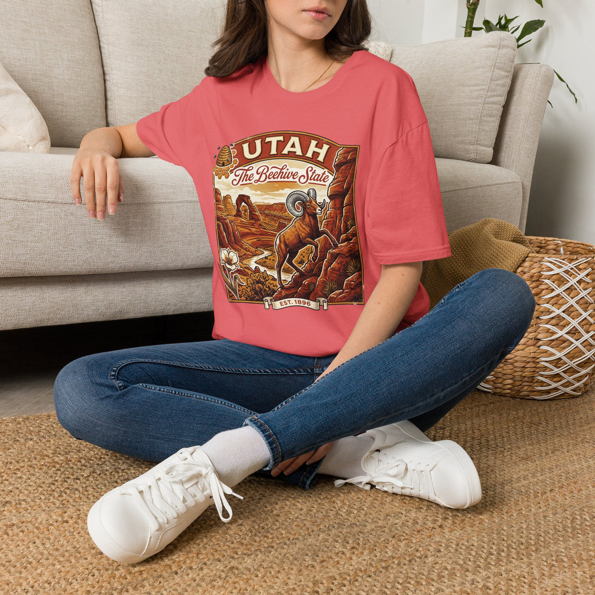 Utah State Retro Bighorn Sheep T-Shirt Travel Tourist Graphic Design Unisex 100 Cotton Gildan T-Shirt